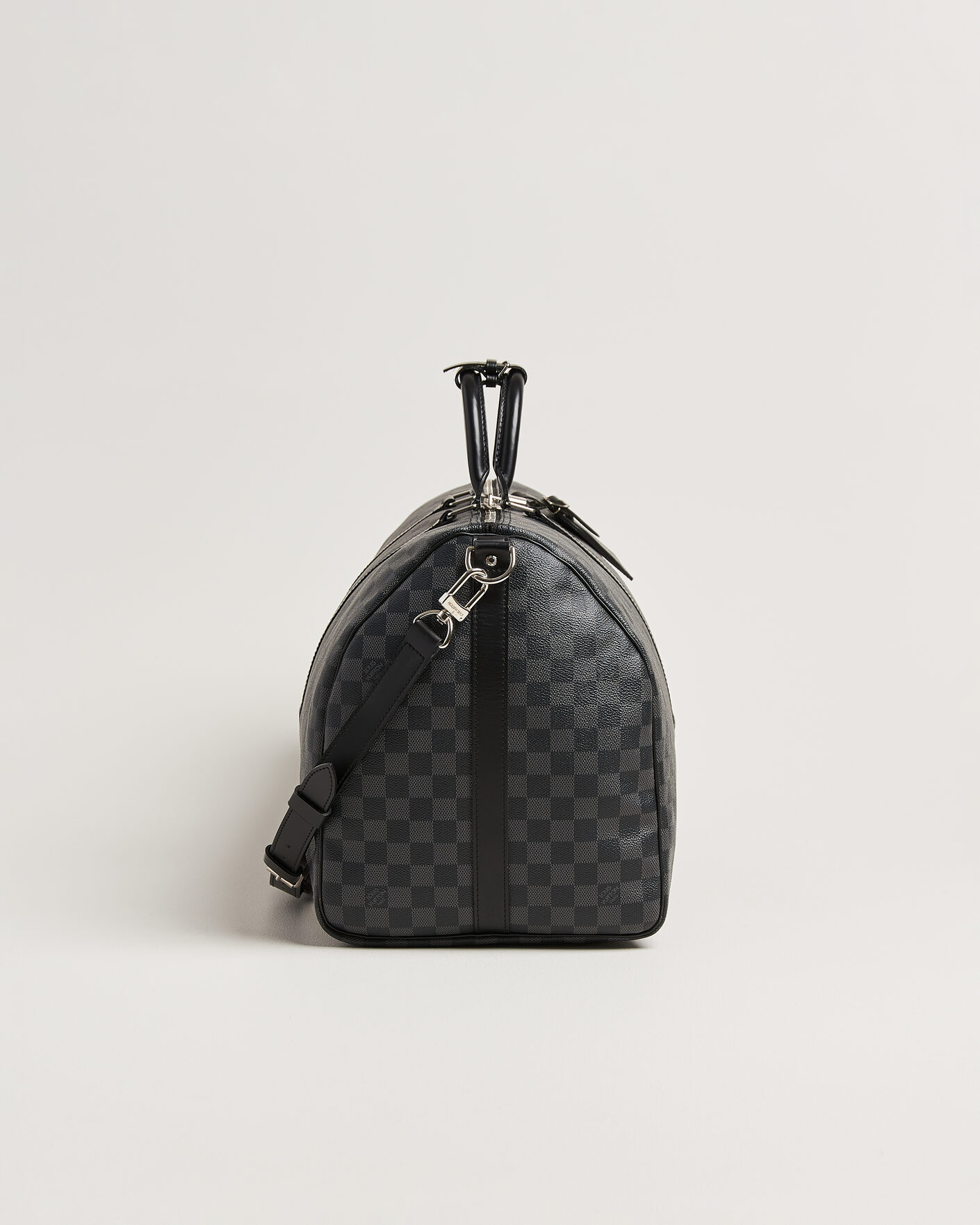 Herr | Pre-Owned & Vintage Bags | Louis Vuitton Pre-Owned | Keepall Bandouliére 55 Damier Graphite