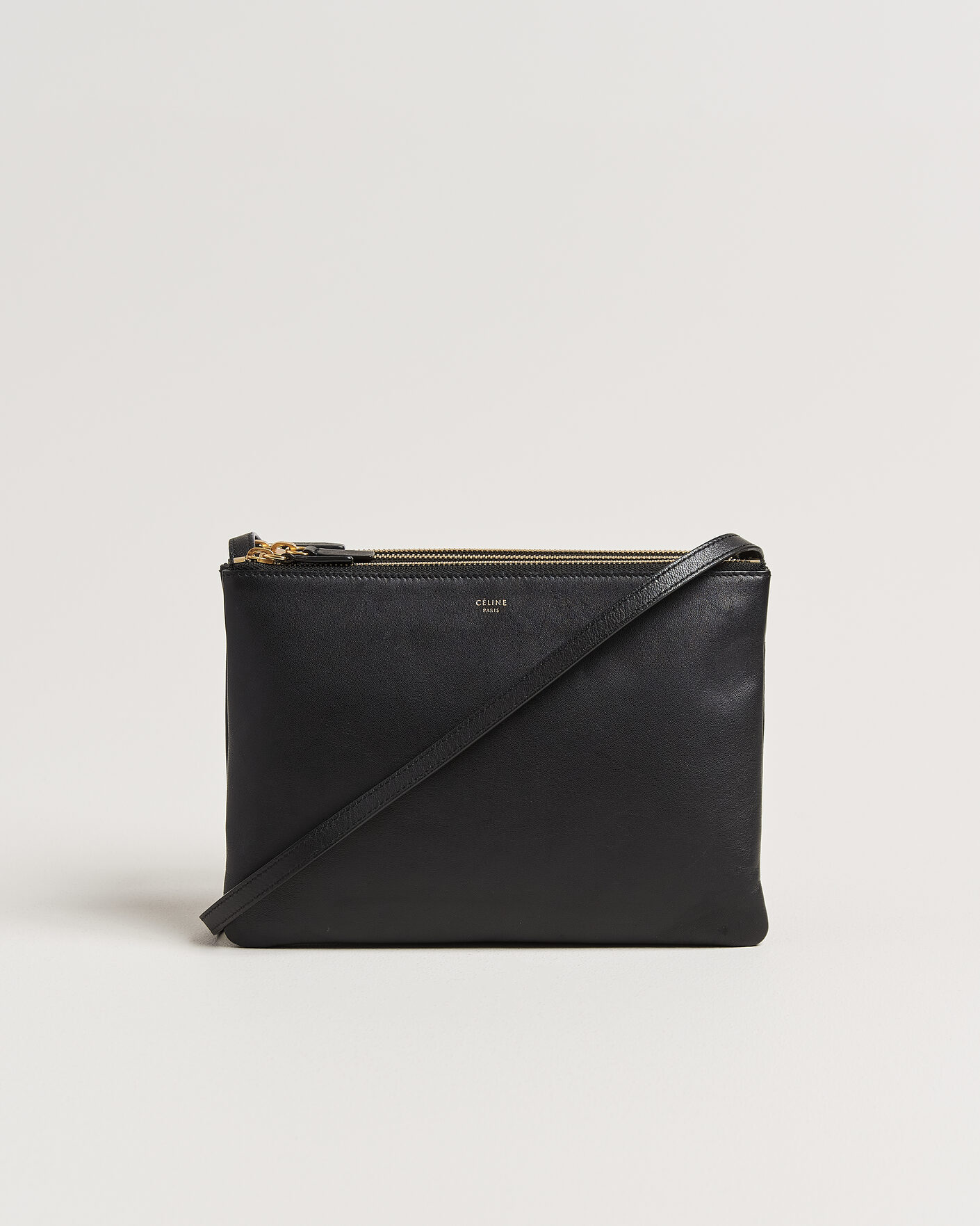 Herr | Pre-Owned & Vintage Bags | Celine Pre-Owned | Trio Bag Medium Leather Black