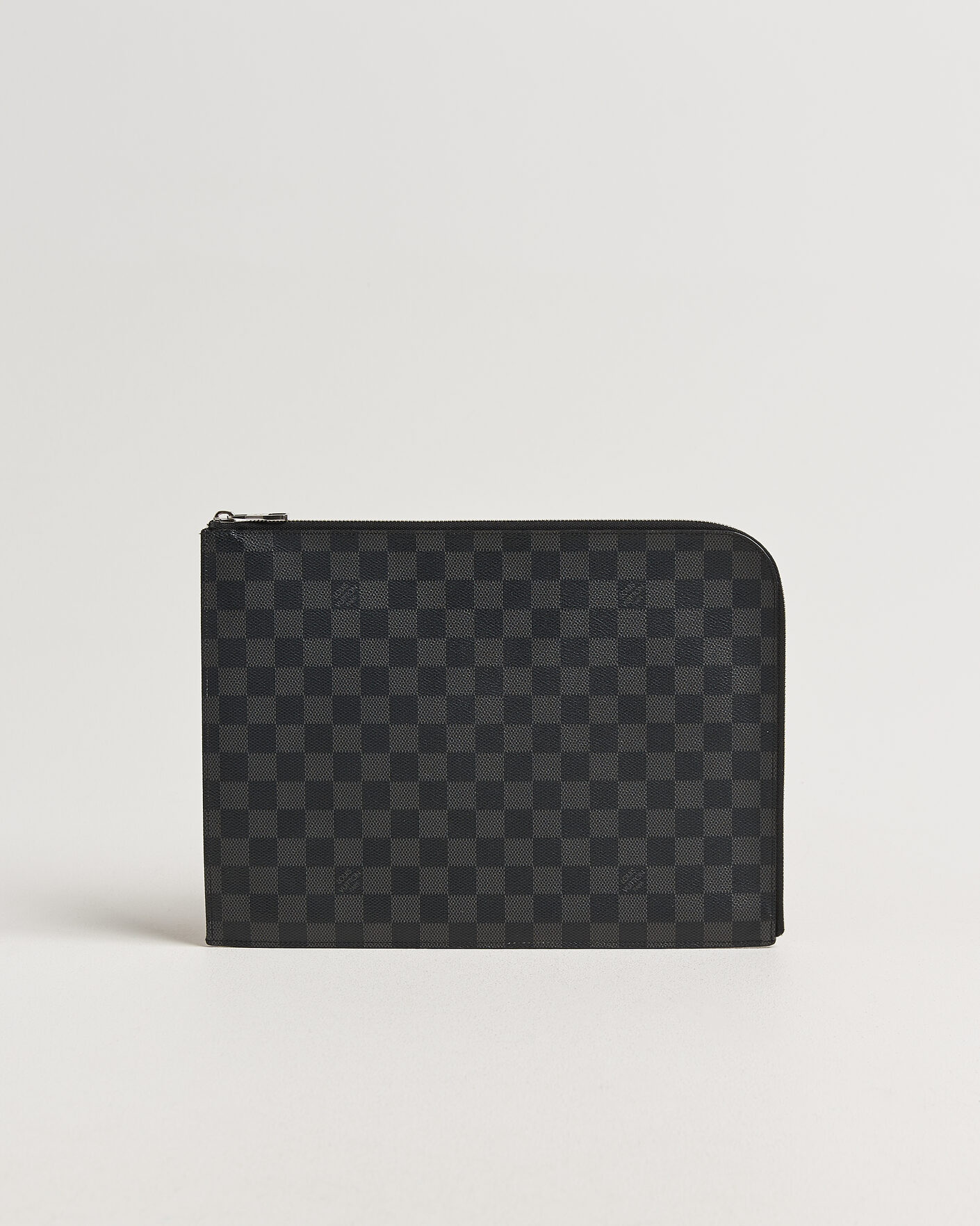 Herr | Pre-Owned & Vintage Bags | Louis Vuitton Pre-Owned | Pochette Jules Damier Graphite