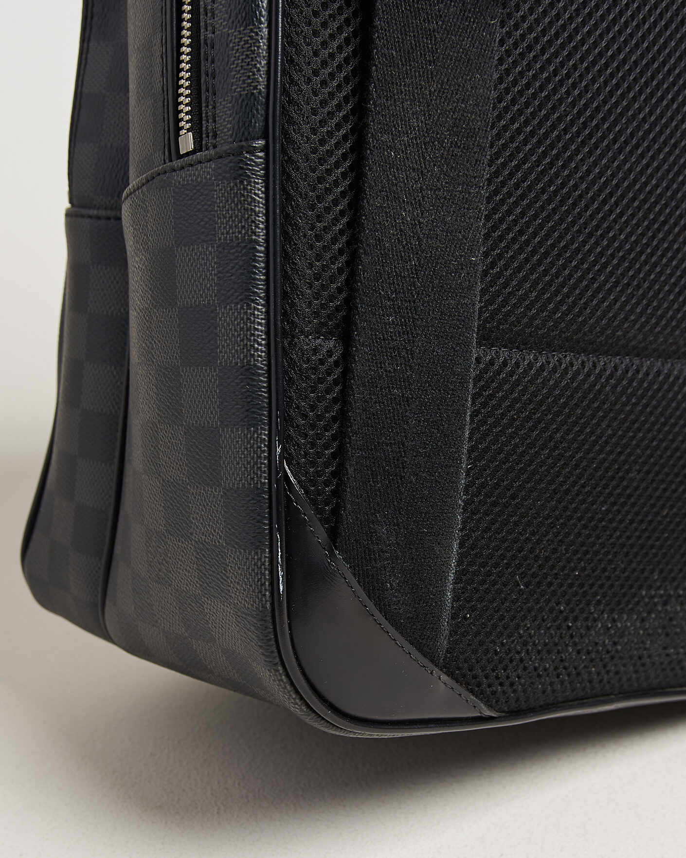 Herr | Louis Vuitton Pre-Owned Michael Backpack Damier Graphite Damier Graphite | Louis Vuitton Pre-Owned | Michael Backpack Damier Graphite Damier Graphite