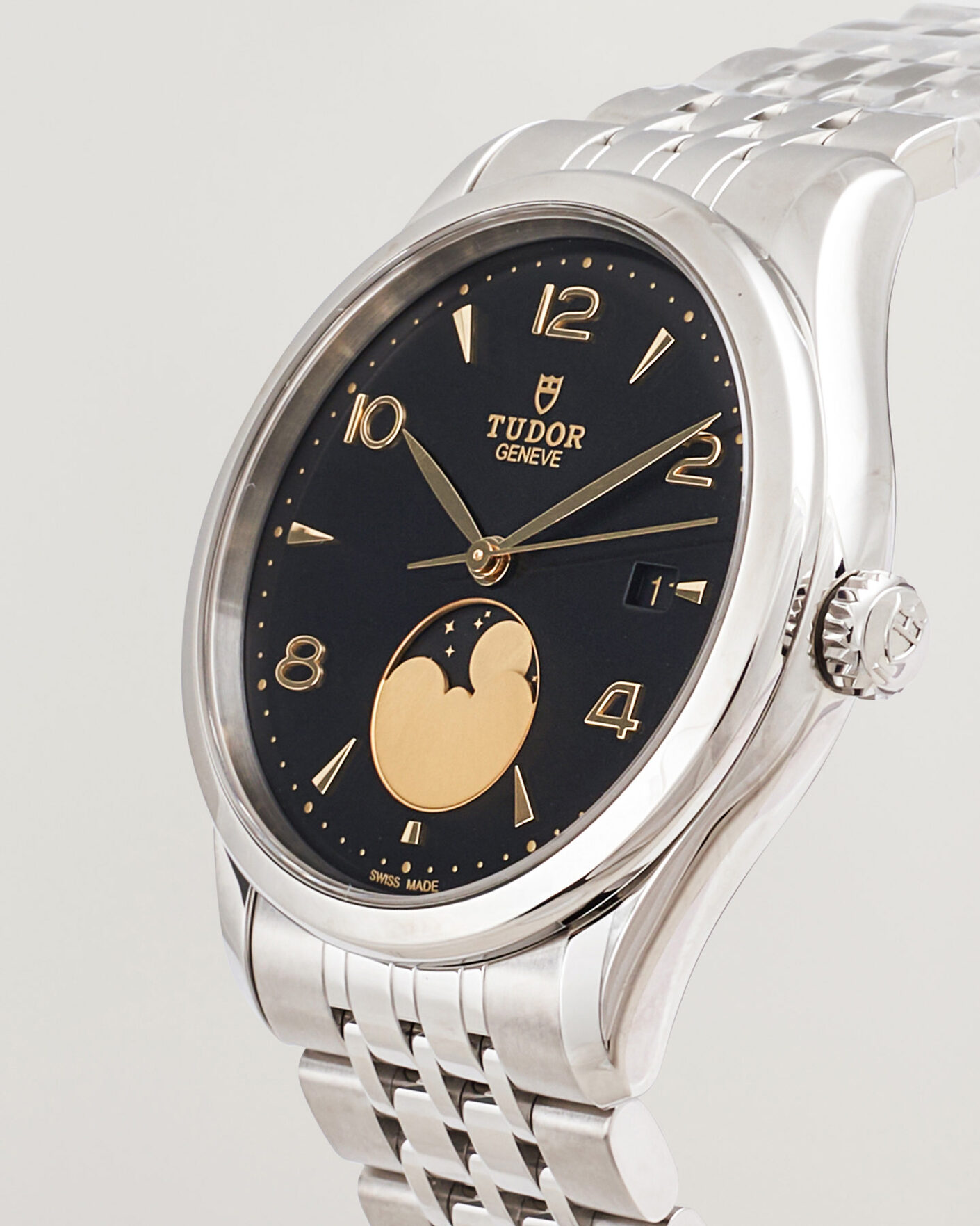 Herr | Pre-Owned & Vintage Watches | Tudor Pre-Owned | 1926 Luna