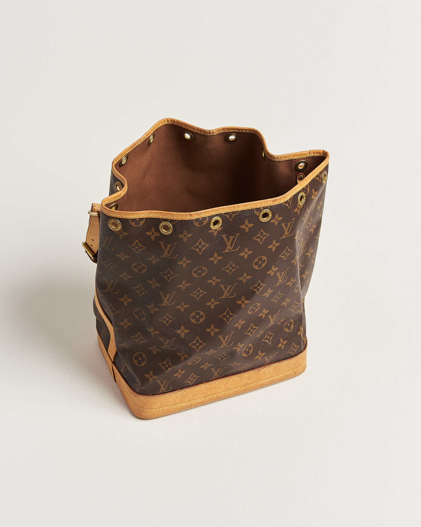 Herr | Pre-Owned & Vintage Bags | Louis Vuitton Pre-Owned | Noé Monogram