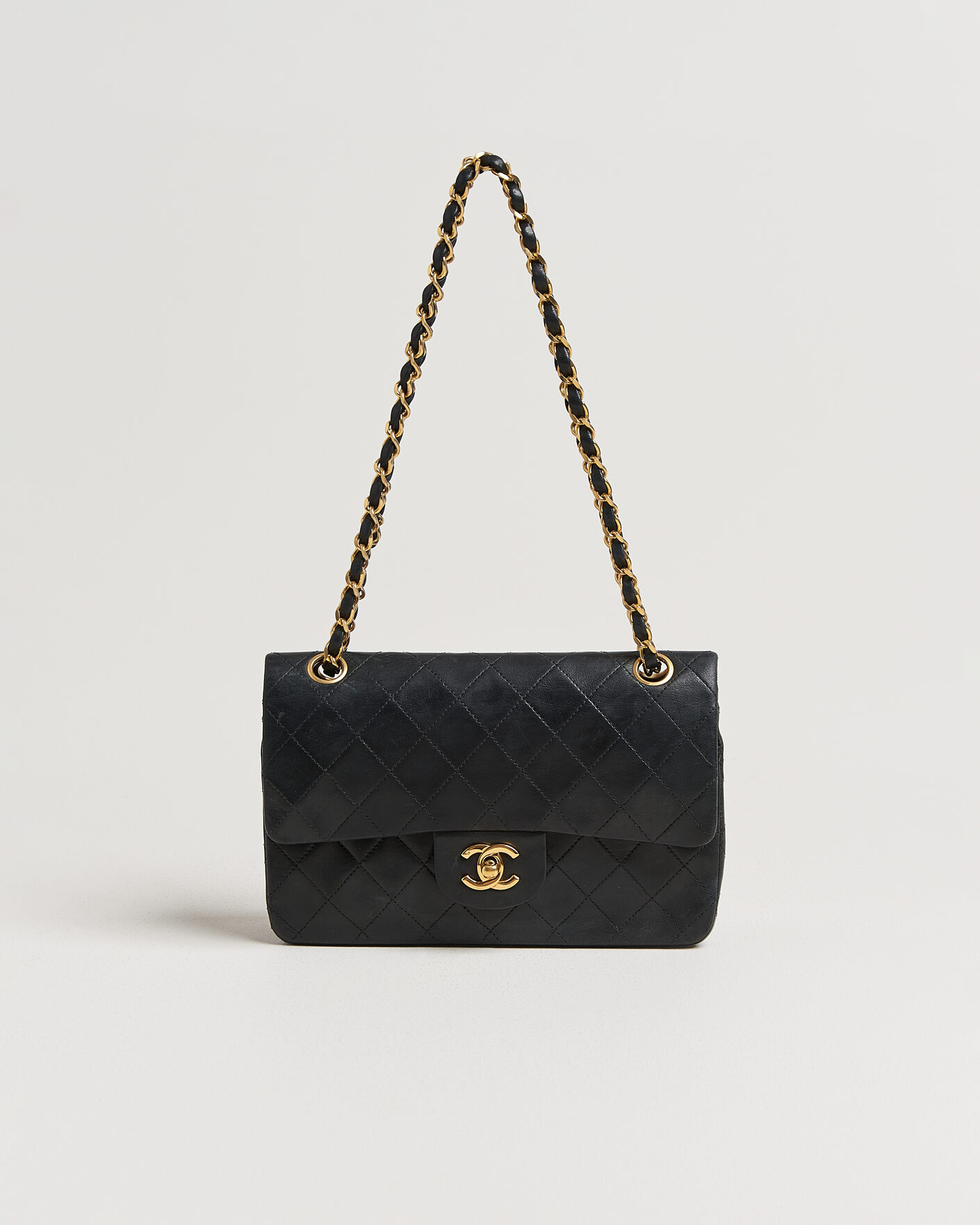 Herr | Pre-Owned & Vintage Bags | Chanel Pre-Owned | Classic Small Double Flap Bag Black