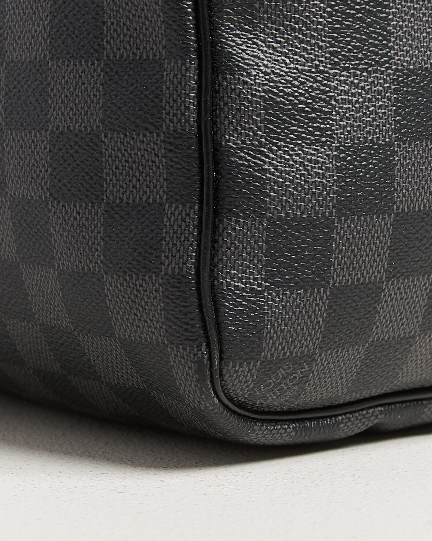 Herr | Pre-Owned & Vintage Bags | Louis Vuitton Pre-Owned | Keepall 45 Bandouliére Damier Graphite