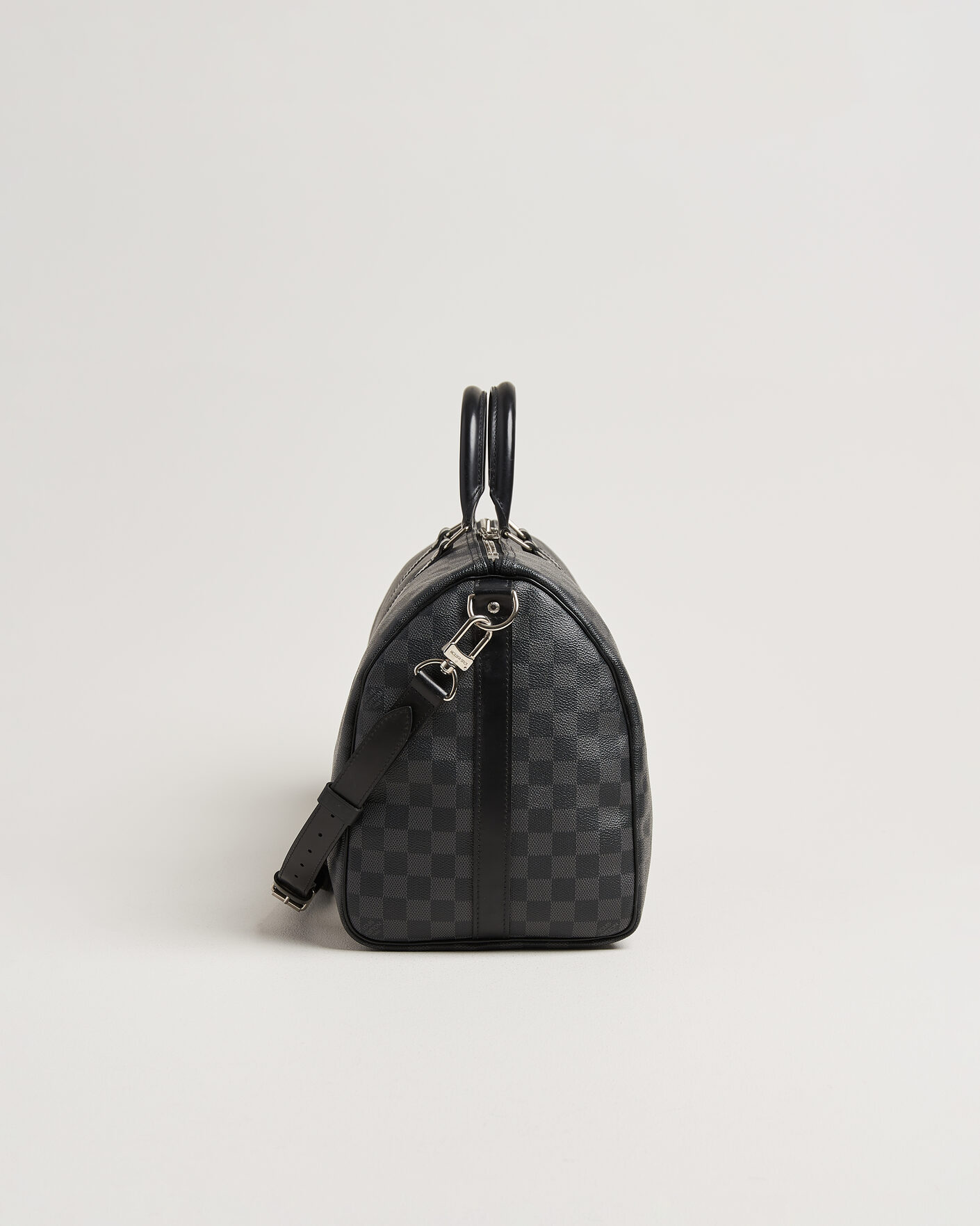 Herr | Pre-Owned & Vintage Bags | Louis Vuitton Pre-Owned | Keepall 45 Bandouliére Damier Graphite