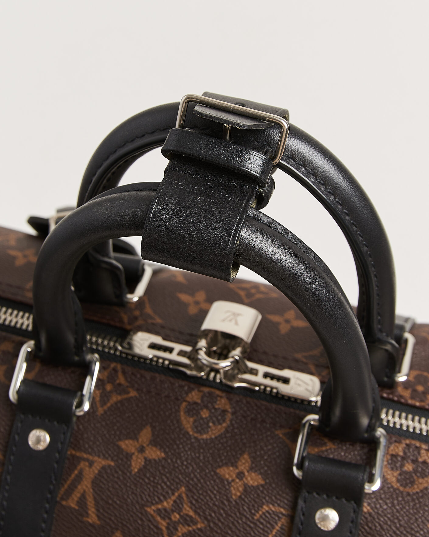 Herr | Pre-Owned & Vintage Bags | Louis Vuitton Pre-Owned | Keepall 45 Bandouliére Monogram Macassar