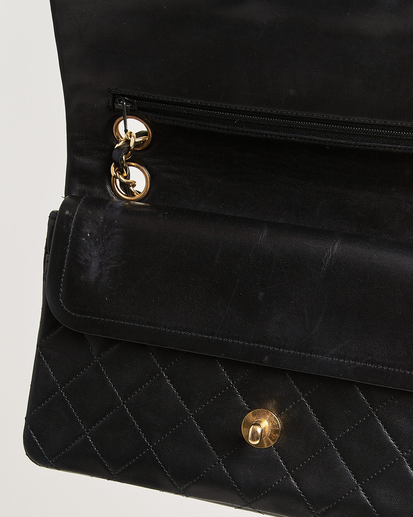 Herr | Pre-Owned & Vintage Bags | Chanel Pre-Owned | Classic Small Double Flap Bag Black