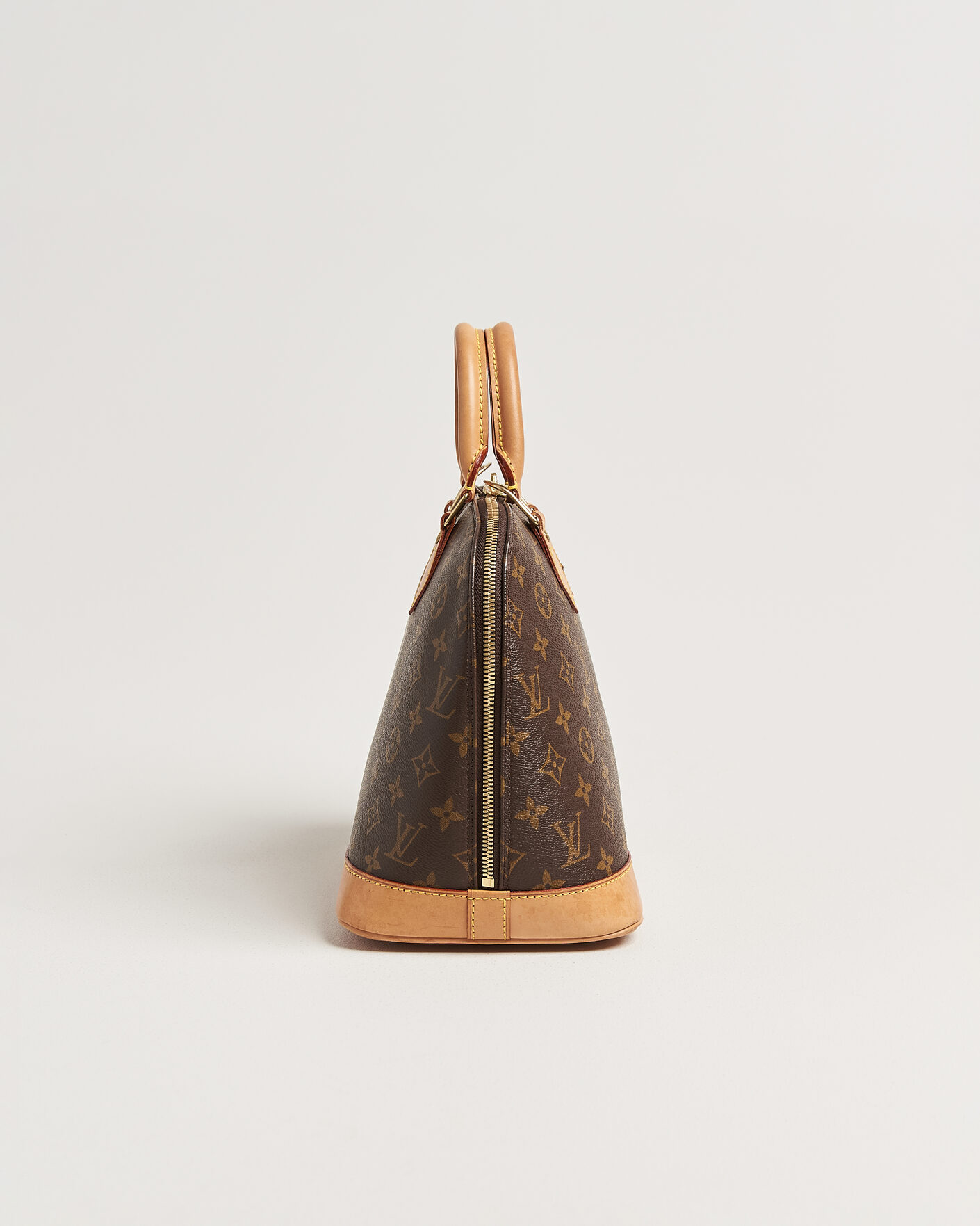 Herr | Pre-Owned & Vintage Bags | Louis Vuitton Pre-Owned | Alma Bag PM Monogram