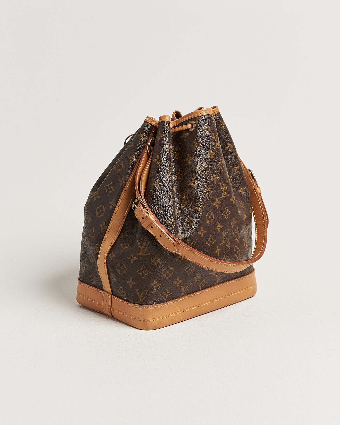 Herr | Pre-Owned & Vintage Bags | Louis Vuitton Pre-Owned | Noé Monogram