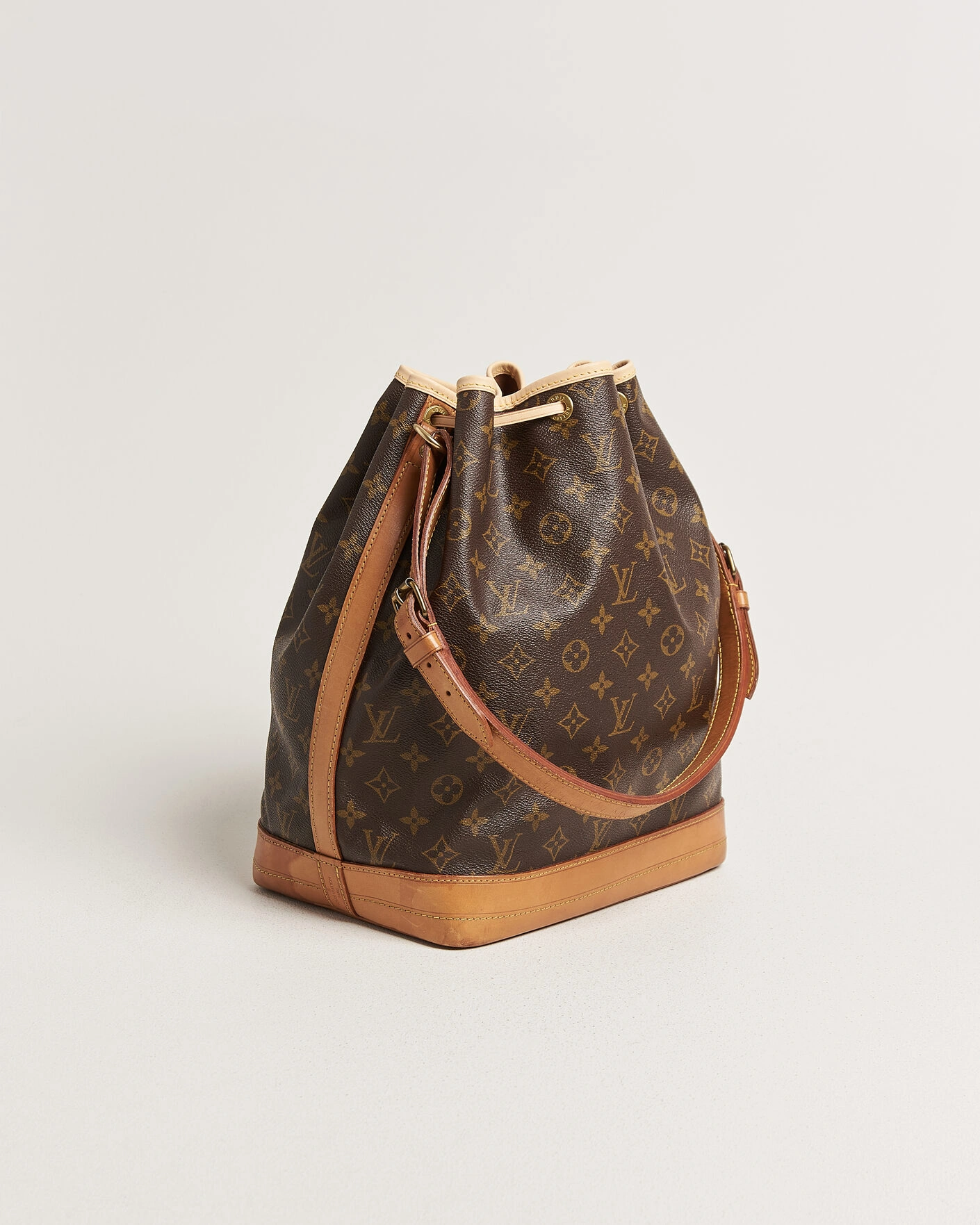 Herr | Pre-Owned & Vintage Bags | Louis Vuitton Pre-Owned | Noé Monogram