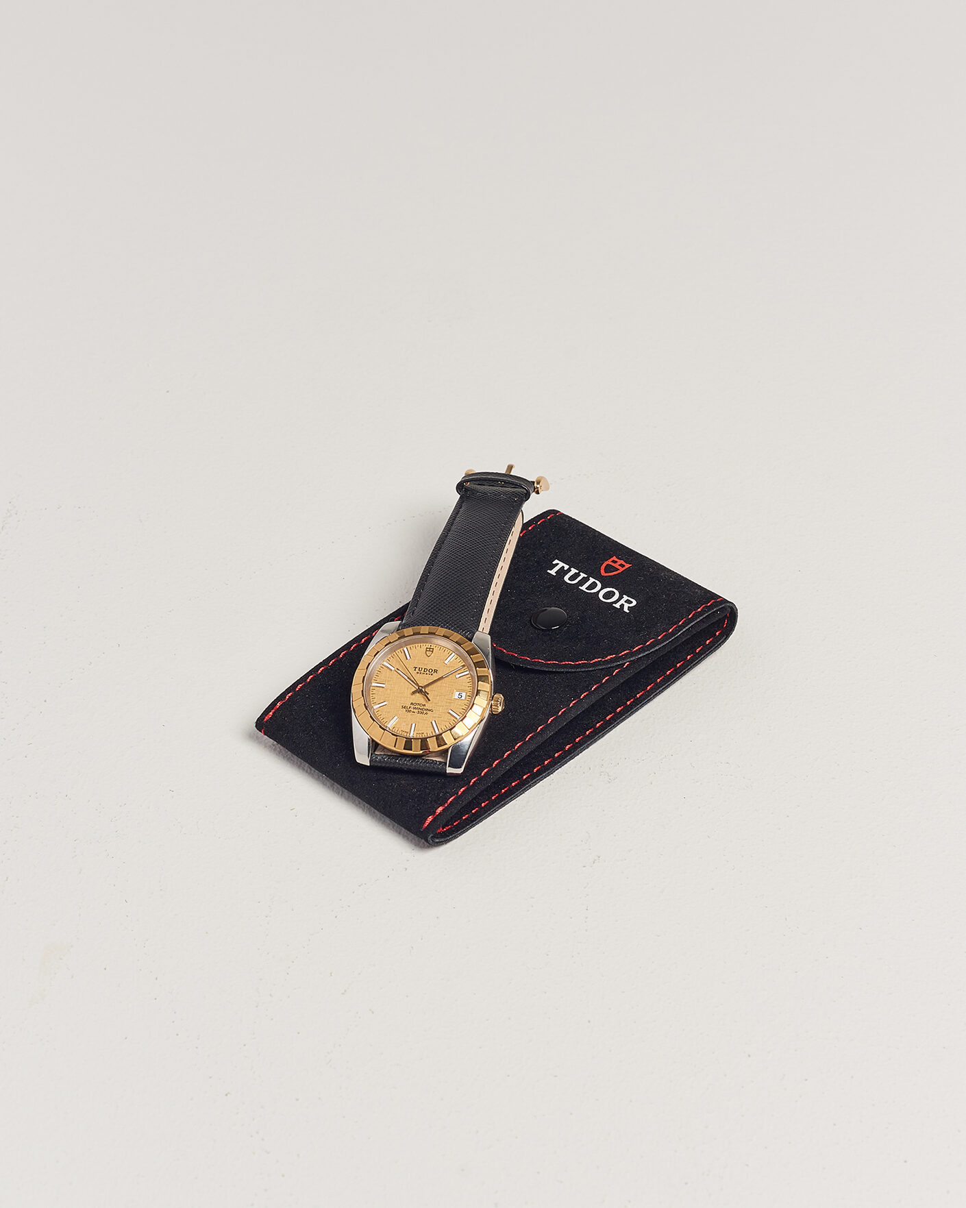 Herr | Tudor Pre-Owned Classic Date | Tudor Pre-Owned | Classic Date