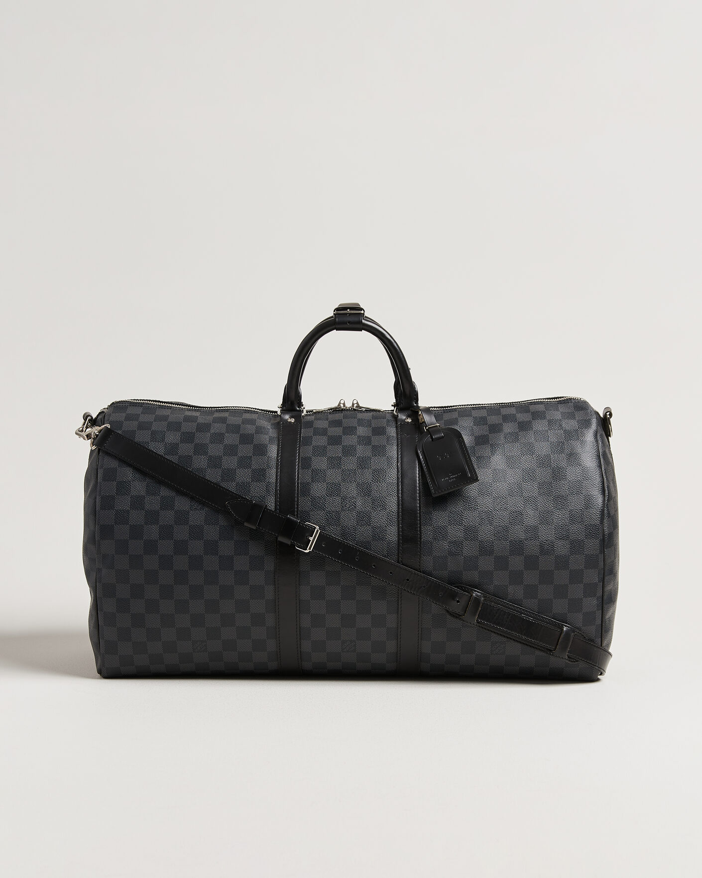 Herr | Pre-Owned & Vintage Bags | Louis Vuitton Pre-Owned | Keepall 55 Bandouliére Damier Graphite
