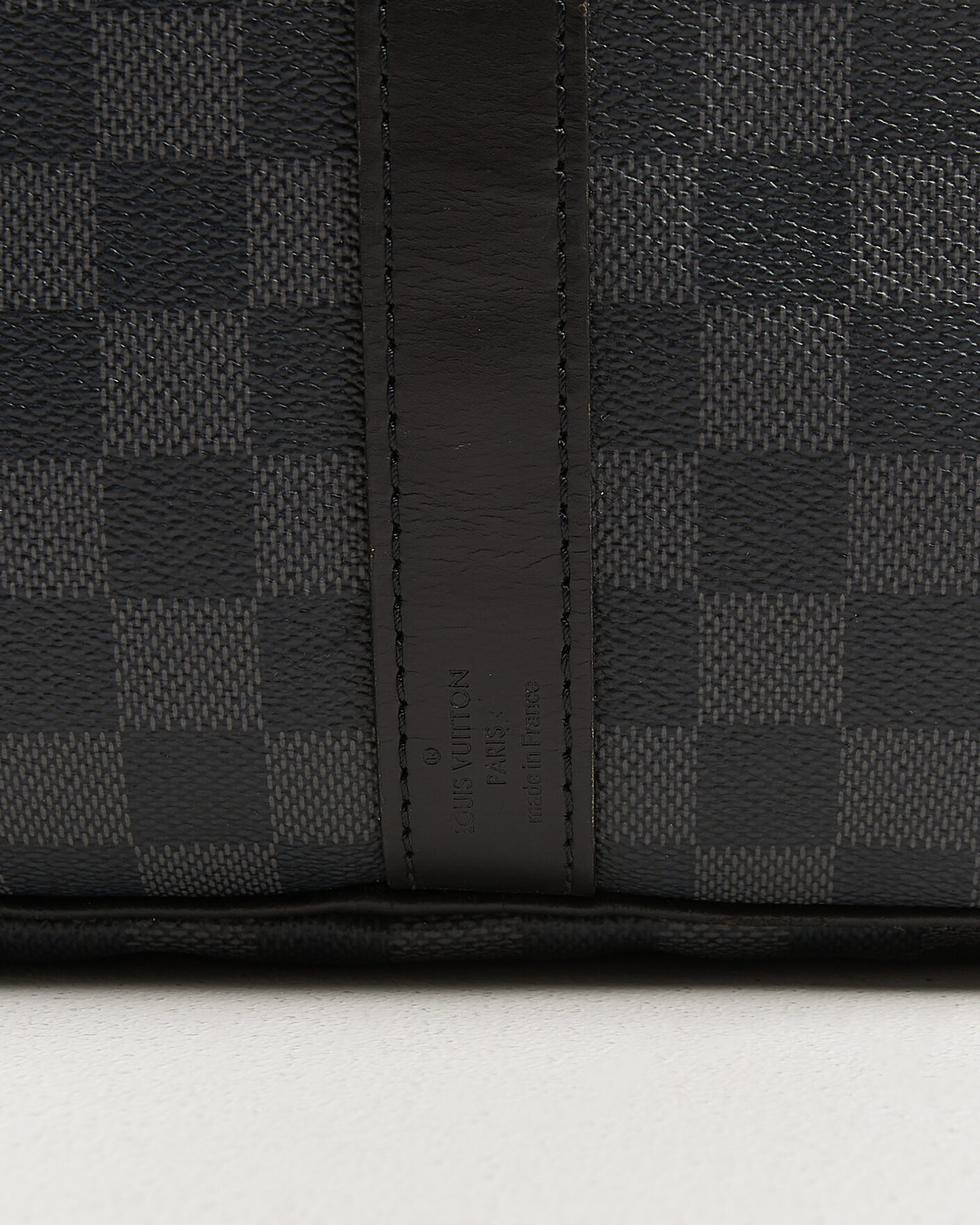 Herr | Pre-Owned & Vintage Bags | Louis Vuitton Pre-Owned | Keepall 55 Bandouliére Damier Graphite