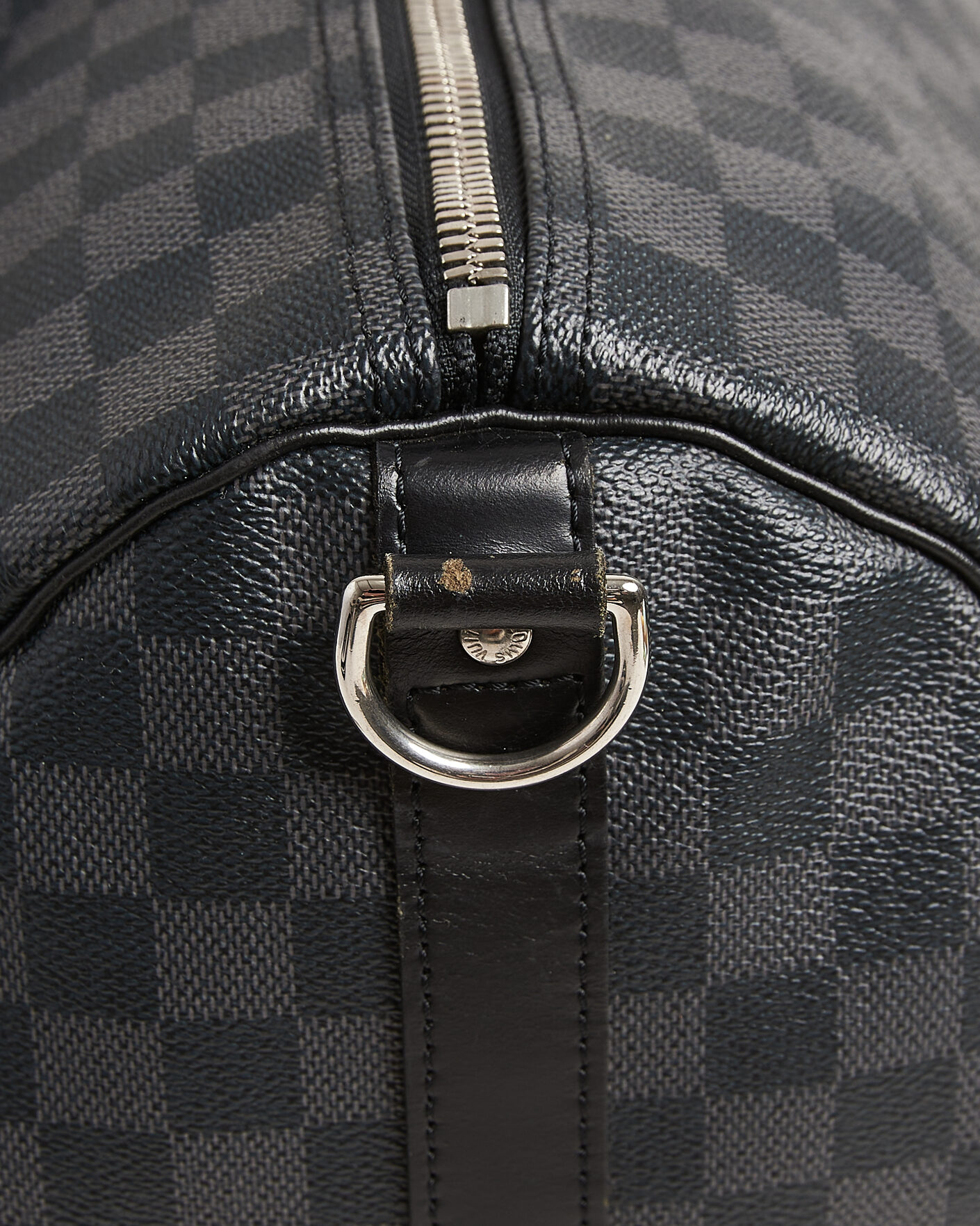 Herr | Pre-Owned & Vintage Bags | Louis Vuitton Pre-Owned | Keepall 55 Bandouliére Damier Graphite