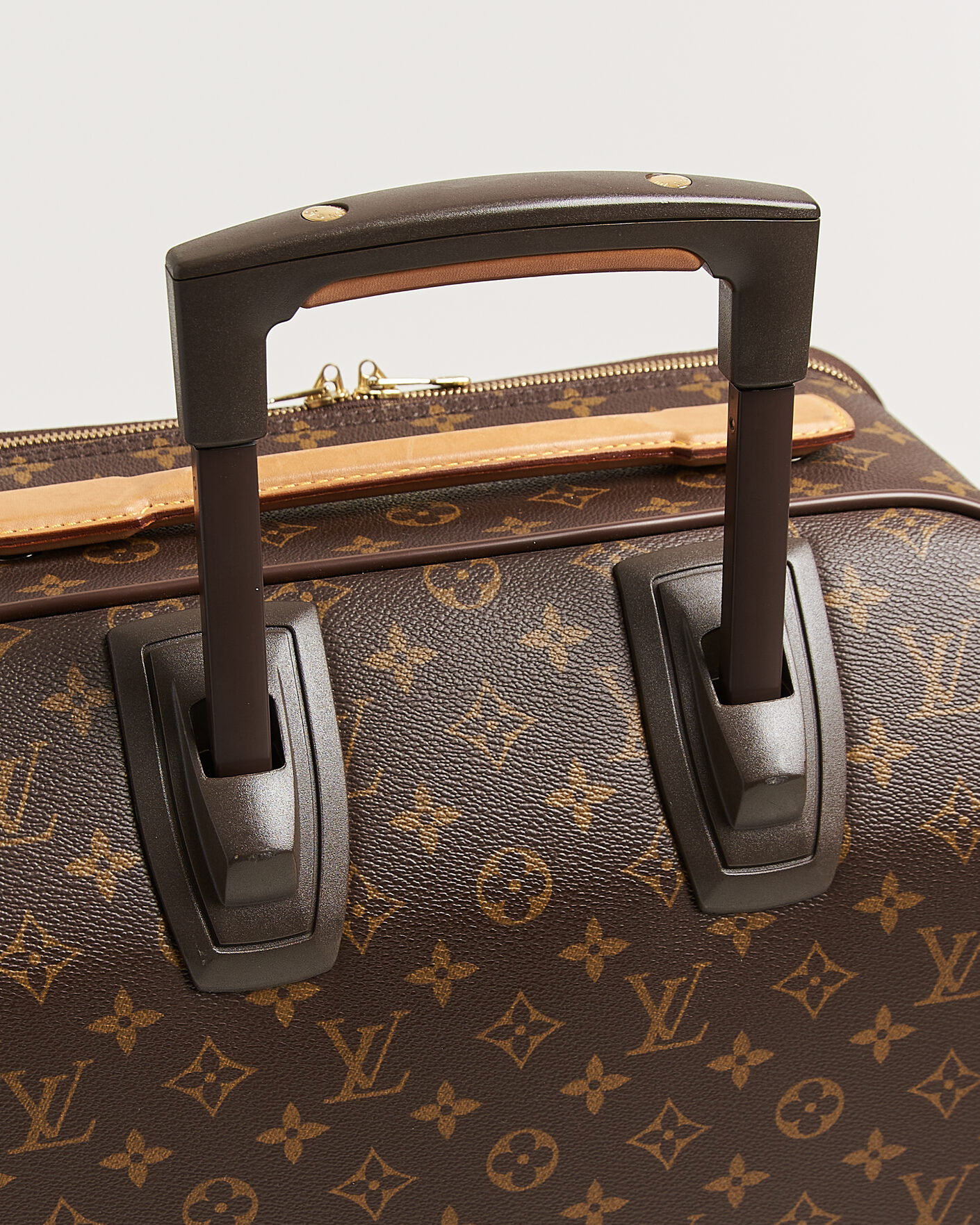 Herr | Pre-Owned & Vintage Bags | Louis Vuitton Pre-Owned | Pegase 45 Trolley Case Monogram
