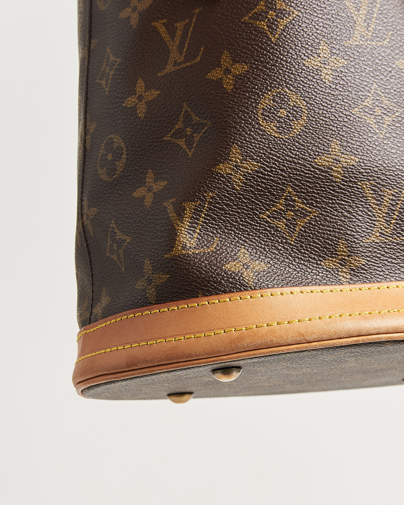 Herr | Pre-Owned & Vintage Bags | Louis Vuitton Pre-Owned | Bucket PM Bag Monogram
