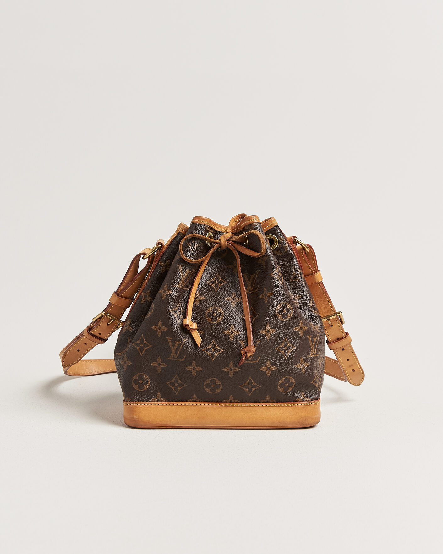 Herr | Pre-Owned & Vintage Bags | Louis Vuitton Pre-Owned | Noé BB Monogram
