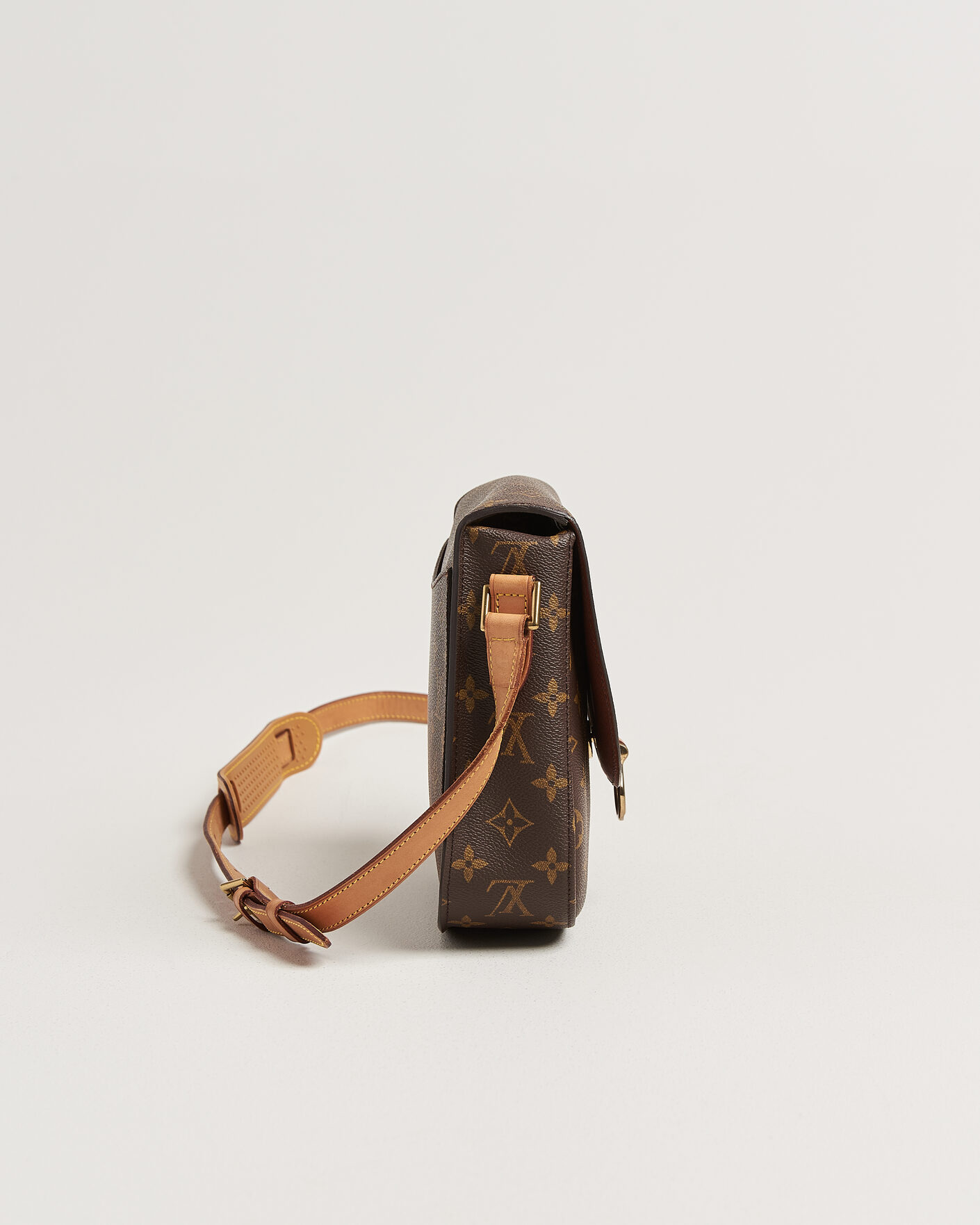 Herr | Pre-Owned & Vintage Bags | Louis Vuitton Pre-Owned | Saint Cloud GM Bag Monogram