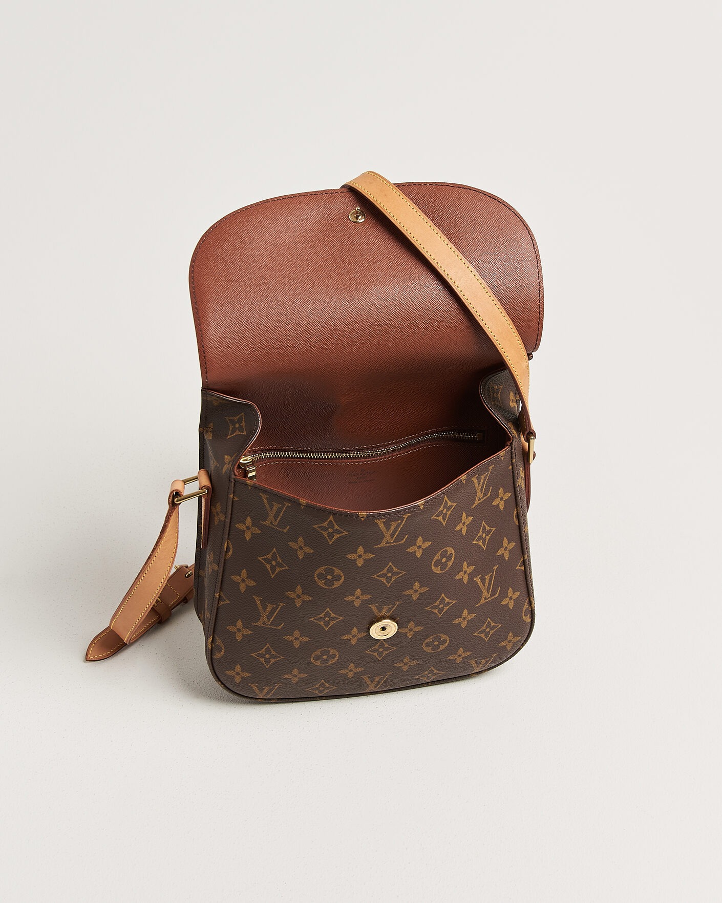 Herr | Pre-Owned & Vintage Bags | Louis Vuitton Pre-Owned | Saint Cloud GM Bag Monogram