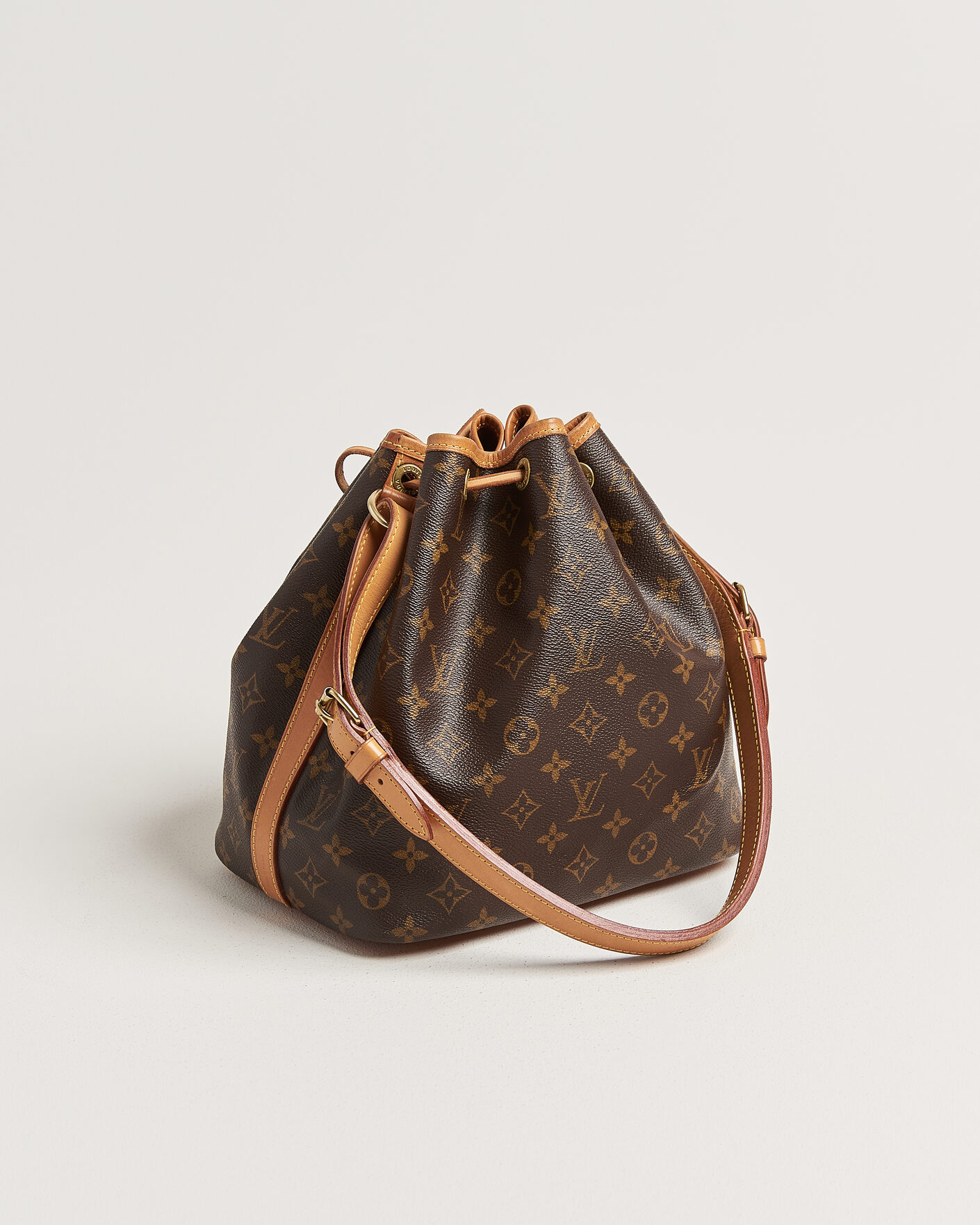 Herr | Pre-Owned & Vintage Bags | Louis Vuitton Pre-Owned | Petit Noé Monogram