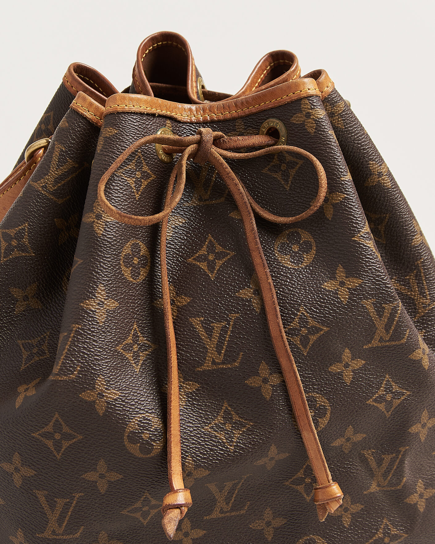 Herr | Pre-Owned & Vintage Bags | Louis Vuitton Pre-Owned | Petit Noé Monogram