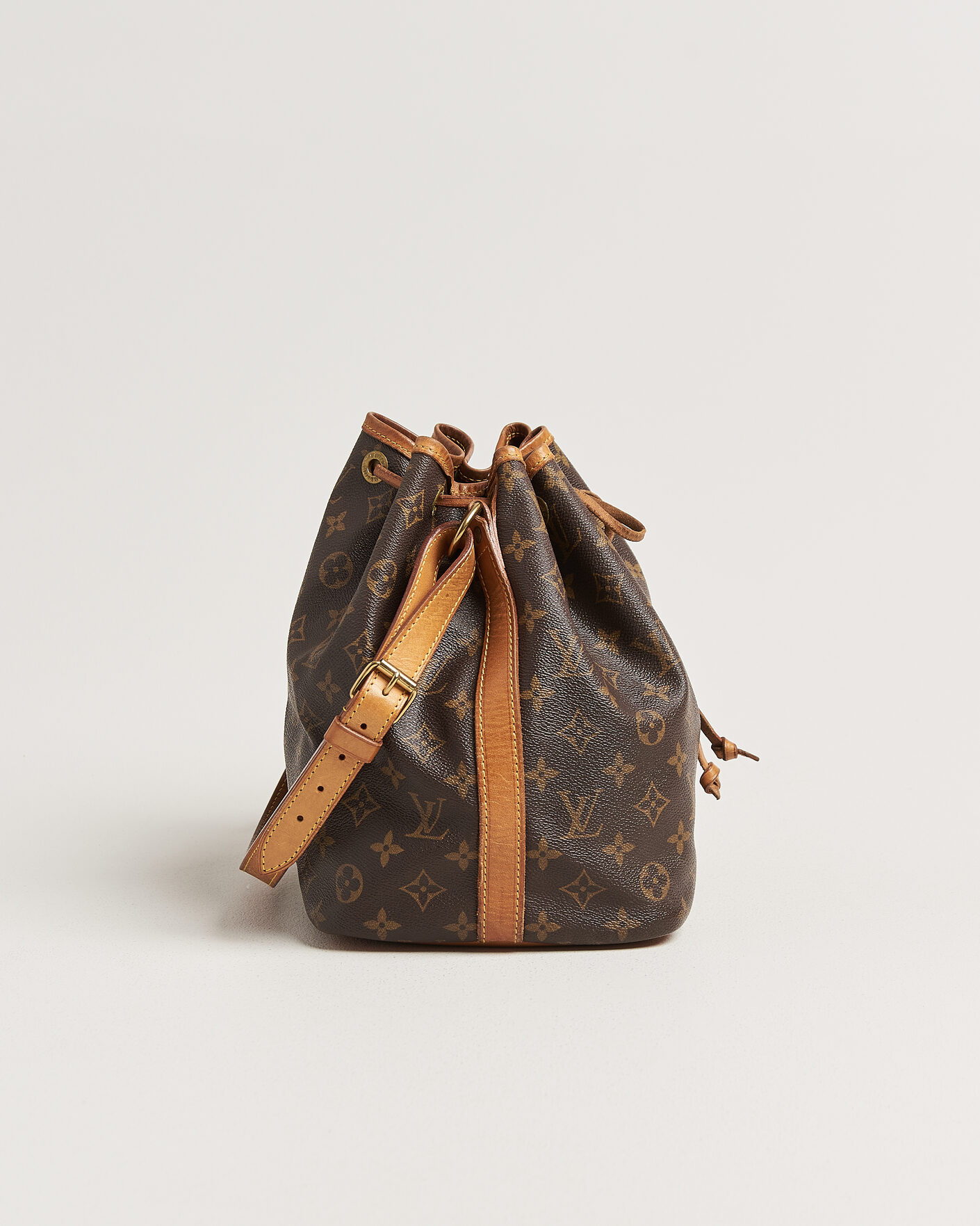 Herr | Pre-Owned & Vintage Bags | Louis Vuitton Pre-Owned | Petit Noé Monogram
