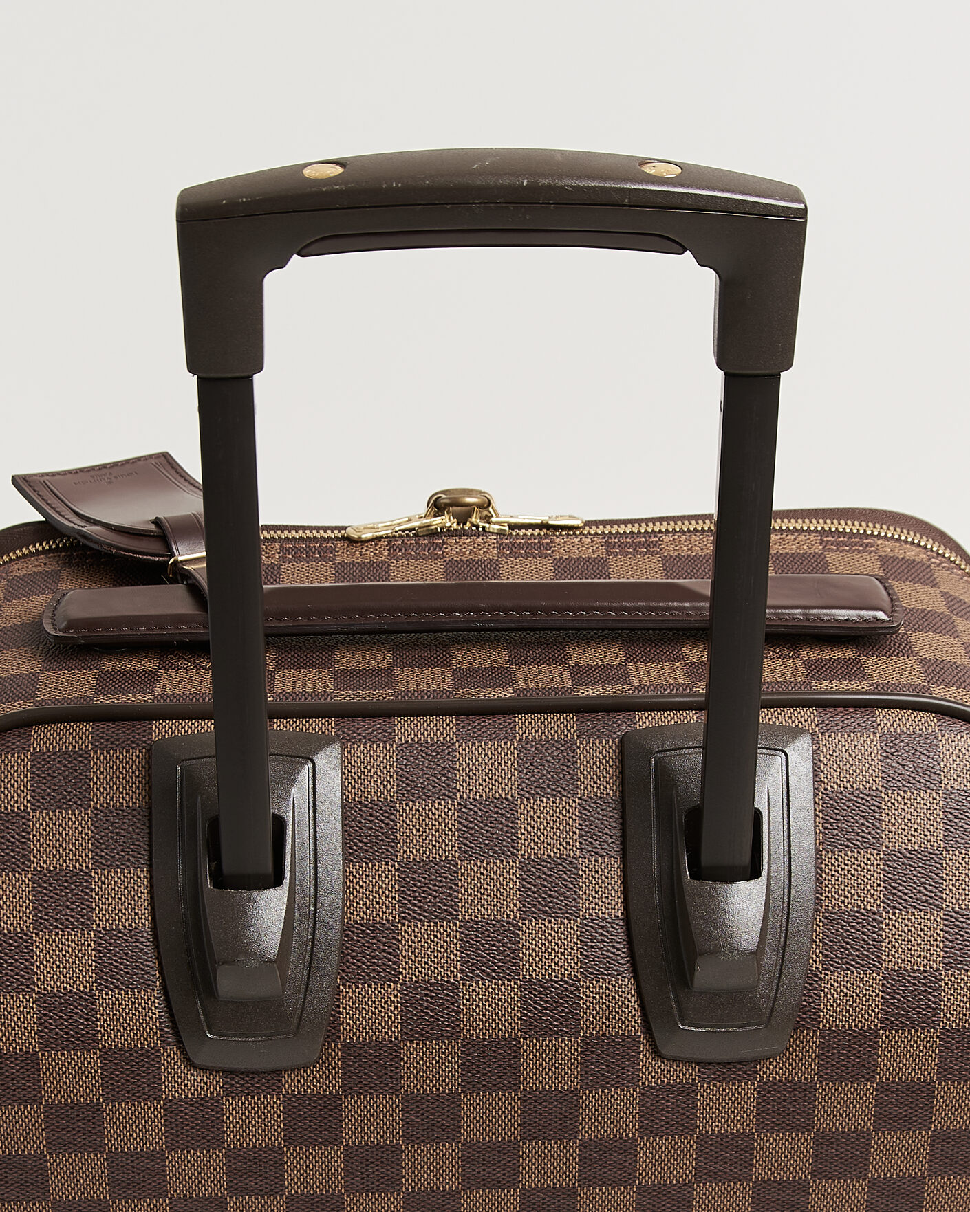 Herr | Pre-Owned & Vintage Bags | Louis Vuitton Pre-Owned | Pegase 45 Trolley Case Damier Ebene