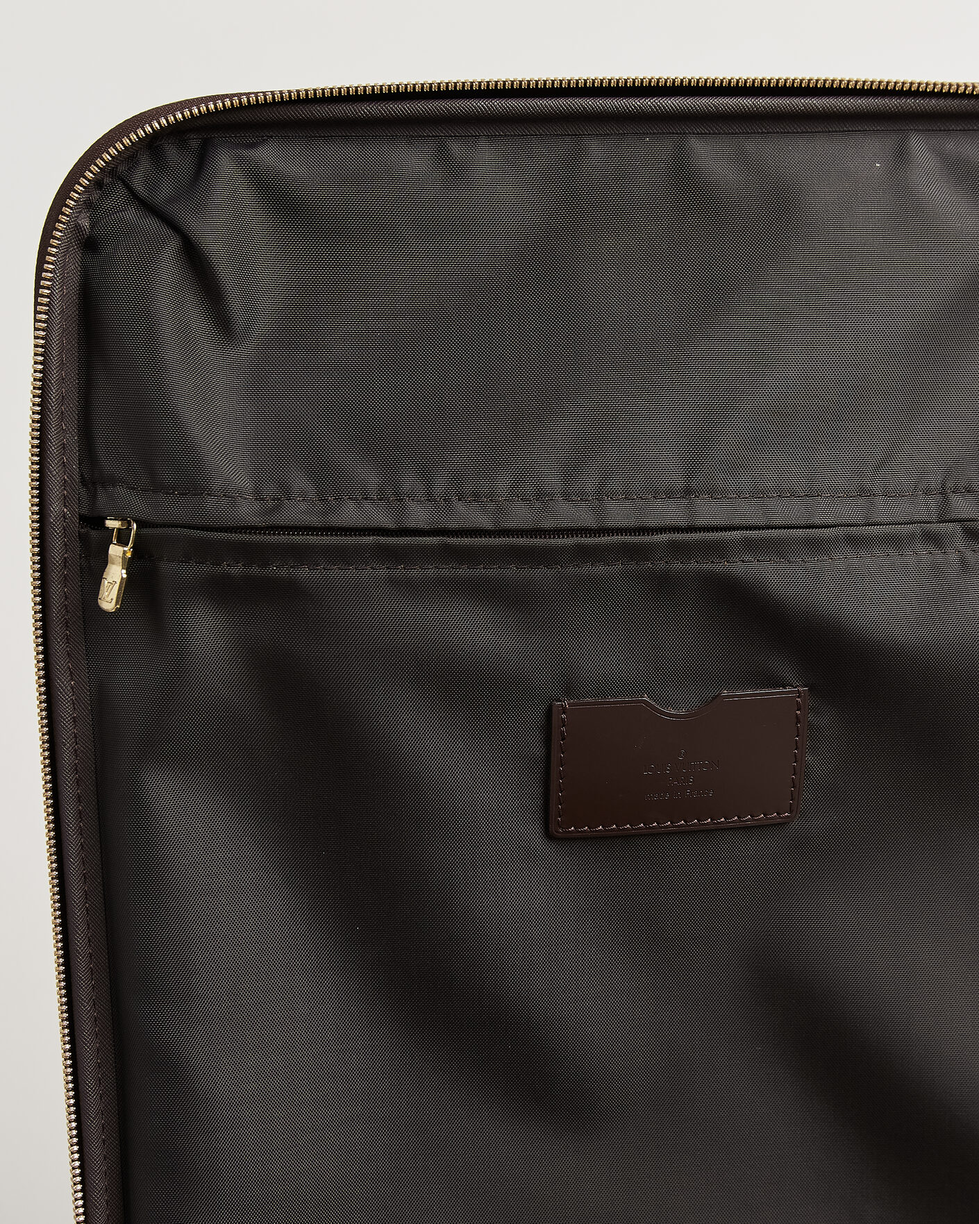 Herr | Pre-Owned & Vintage Bags | Louis Vuitton Pre-Owned | Pegase 45 Trolley Case Damier Ebene