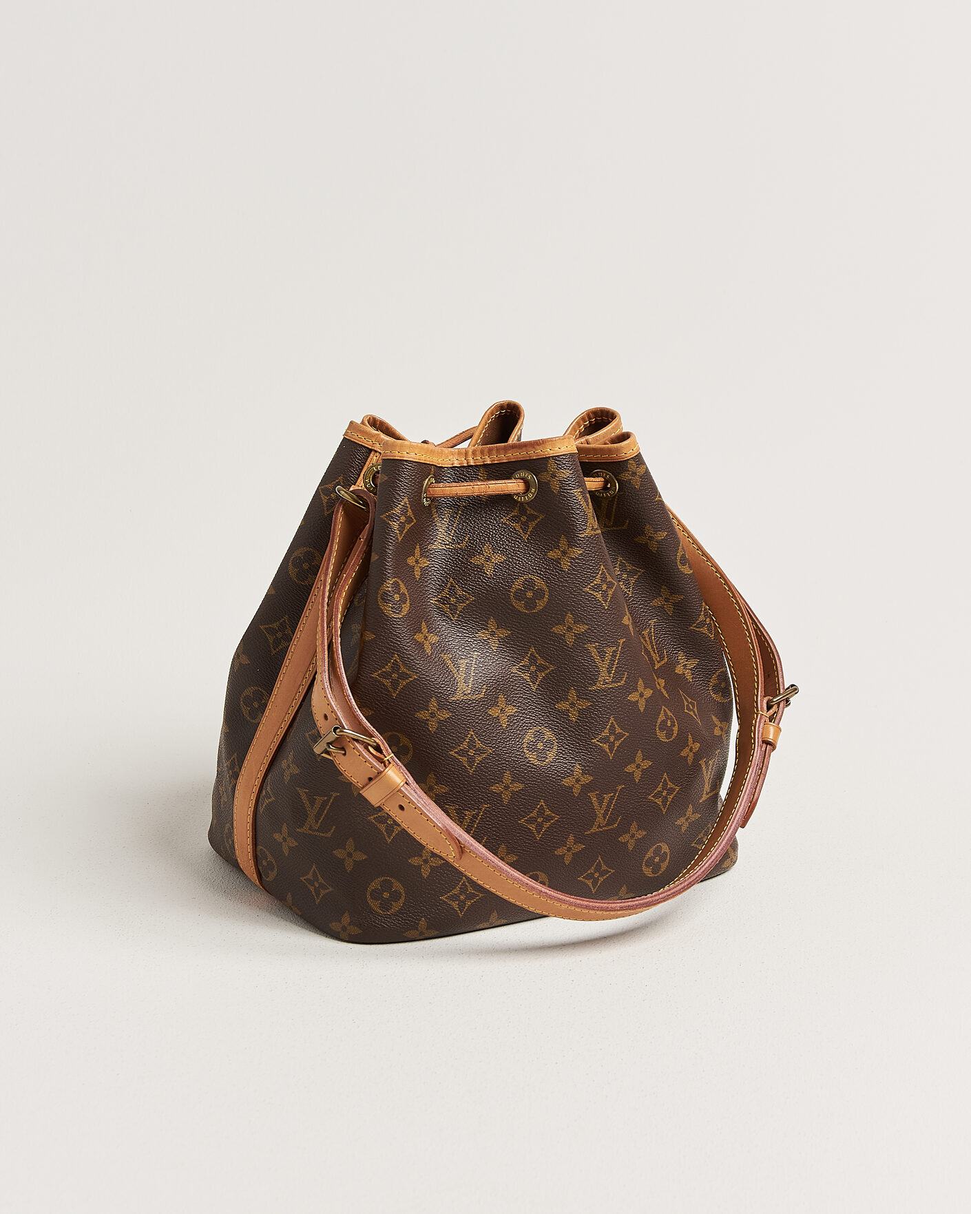 Herr | Pre-Owned & Vintage Bags | Louis Vuitton Pre-Owned | Petit Noé Monogram