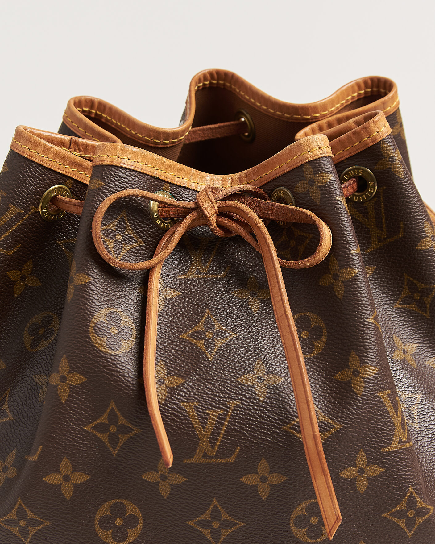 Herr | Pre-Owned & Vintage Bags | Louis Vuitton Pre-Owned | Petit Noé Monogram