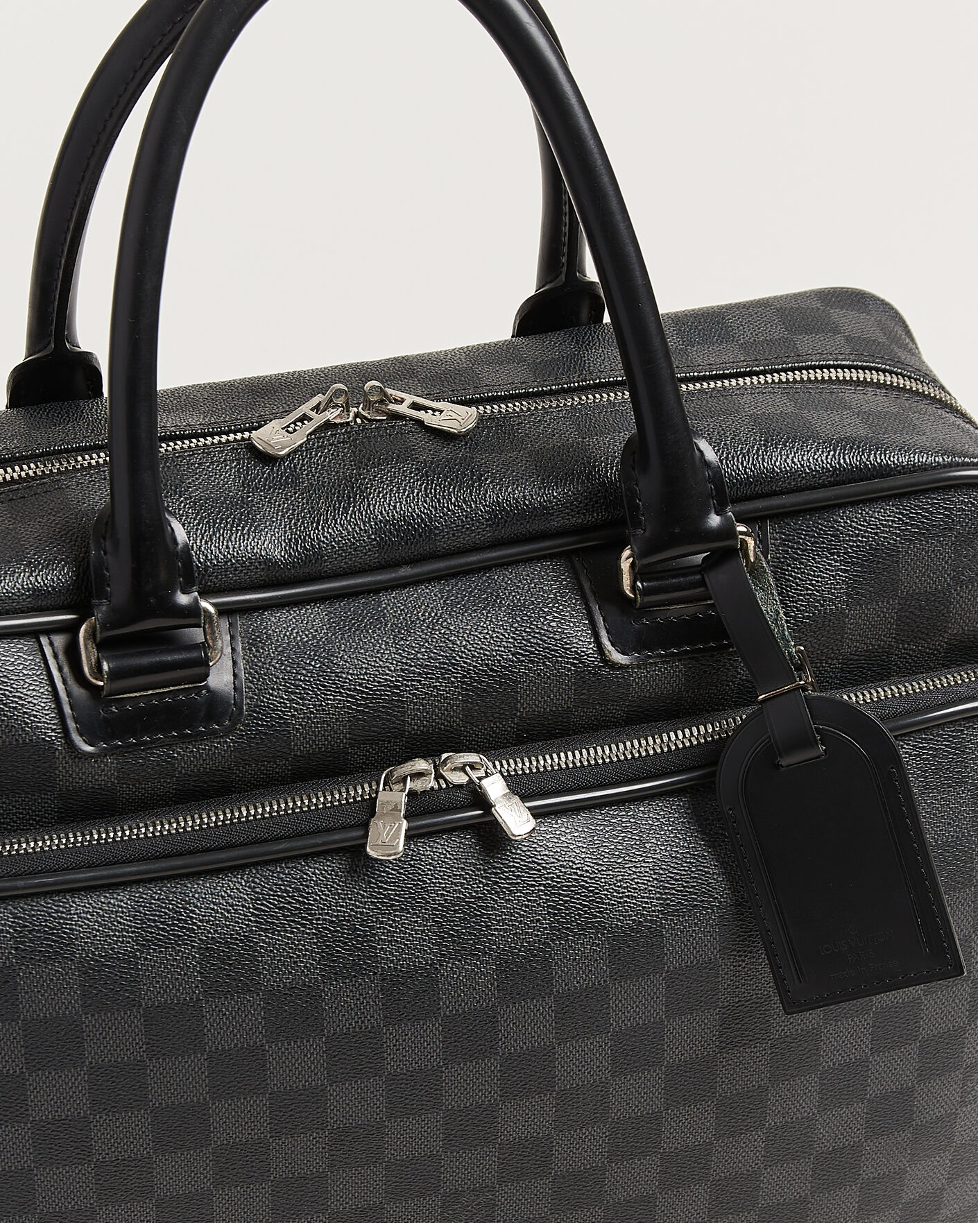 Herr | Pre-Owned & Vintage Bags | Louis Vuitton Pre-Owned | Agal Bag Damier Graphite