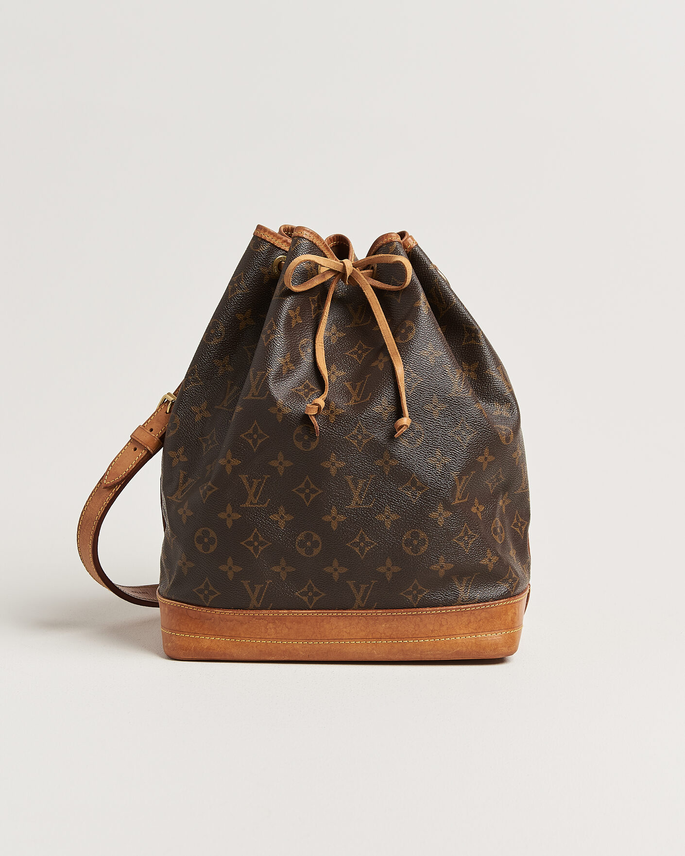 Herr | Pre-Owned & Vintage Bags | Louis Vuitton Pre-Owned | Noé Monogram