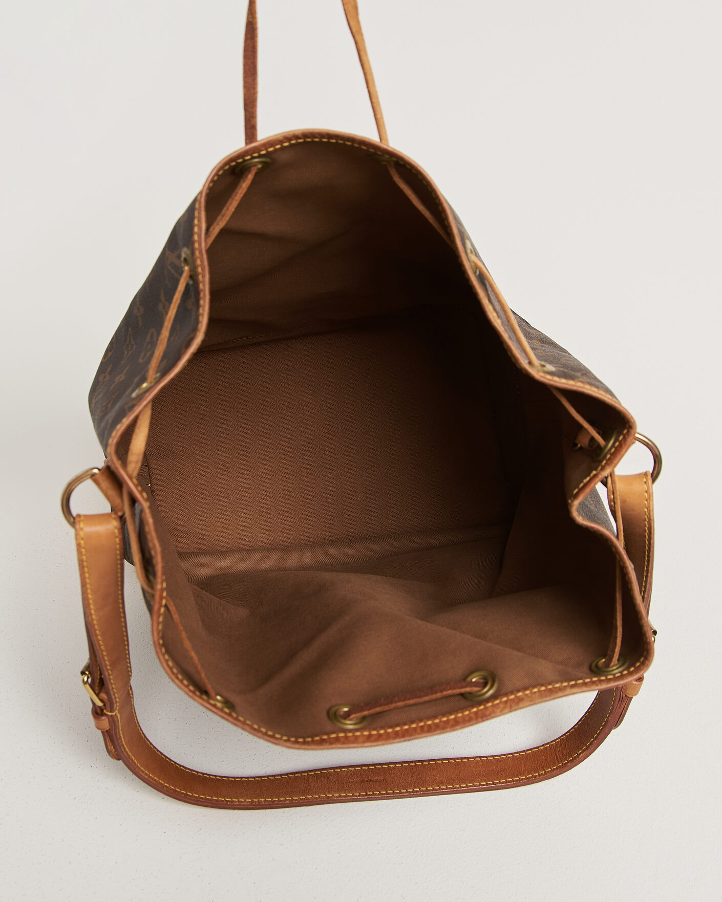 Herr | Pre-Owned & Vintage Bags | Louis Vuitton Pre-Owned | Noé Monogram