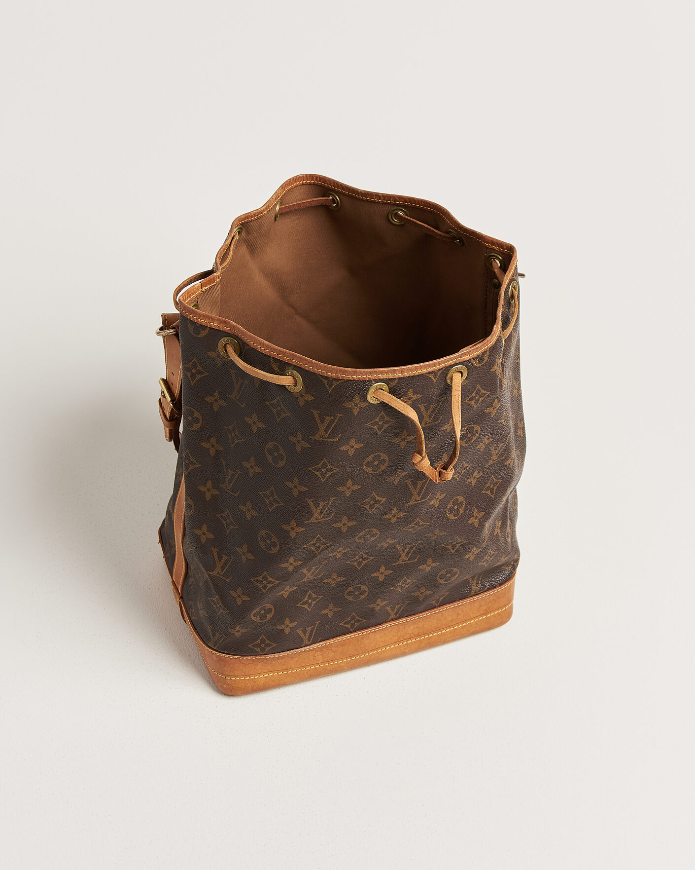 Herr | Pre-Owned & Vintage Bags | Louis Vuitton Pre-Owned | Noé Monogram
