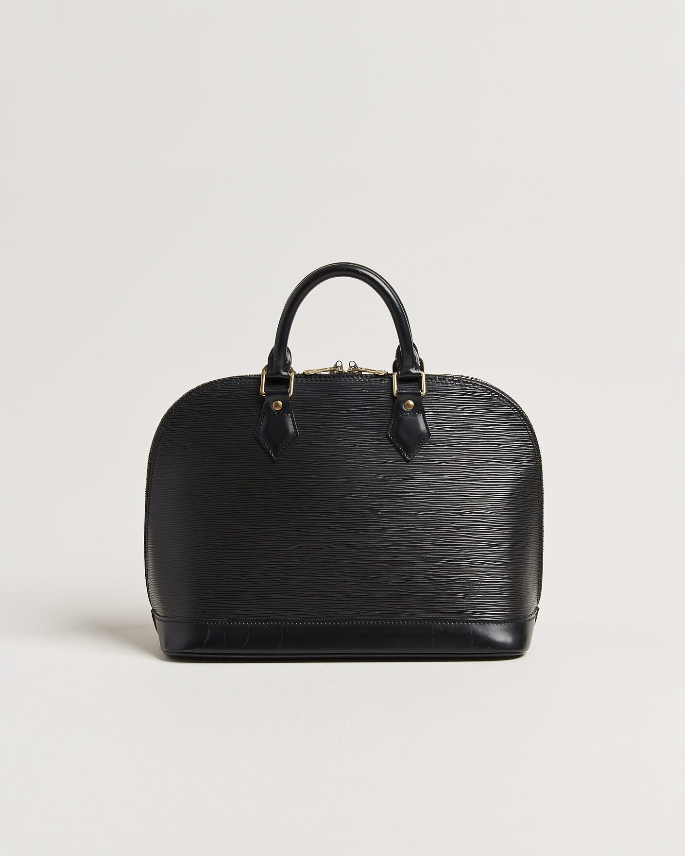 Herr | Pre-Owned & Vintage Bags | Louis Vuitton Pre-Owned | Alma PM Bag Epi Leather Black