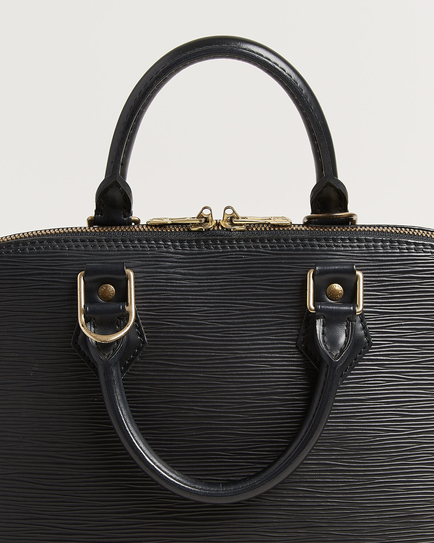 Herr | Pre-Owned & Vintage Bags | Louis Vuitton Pre-Owned | Alma PM Bag Epi Leather Black