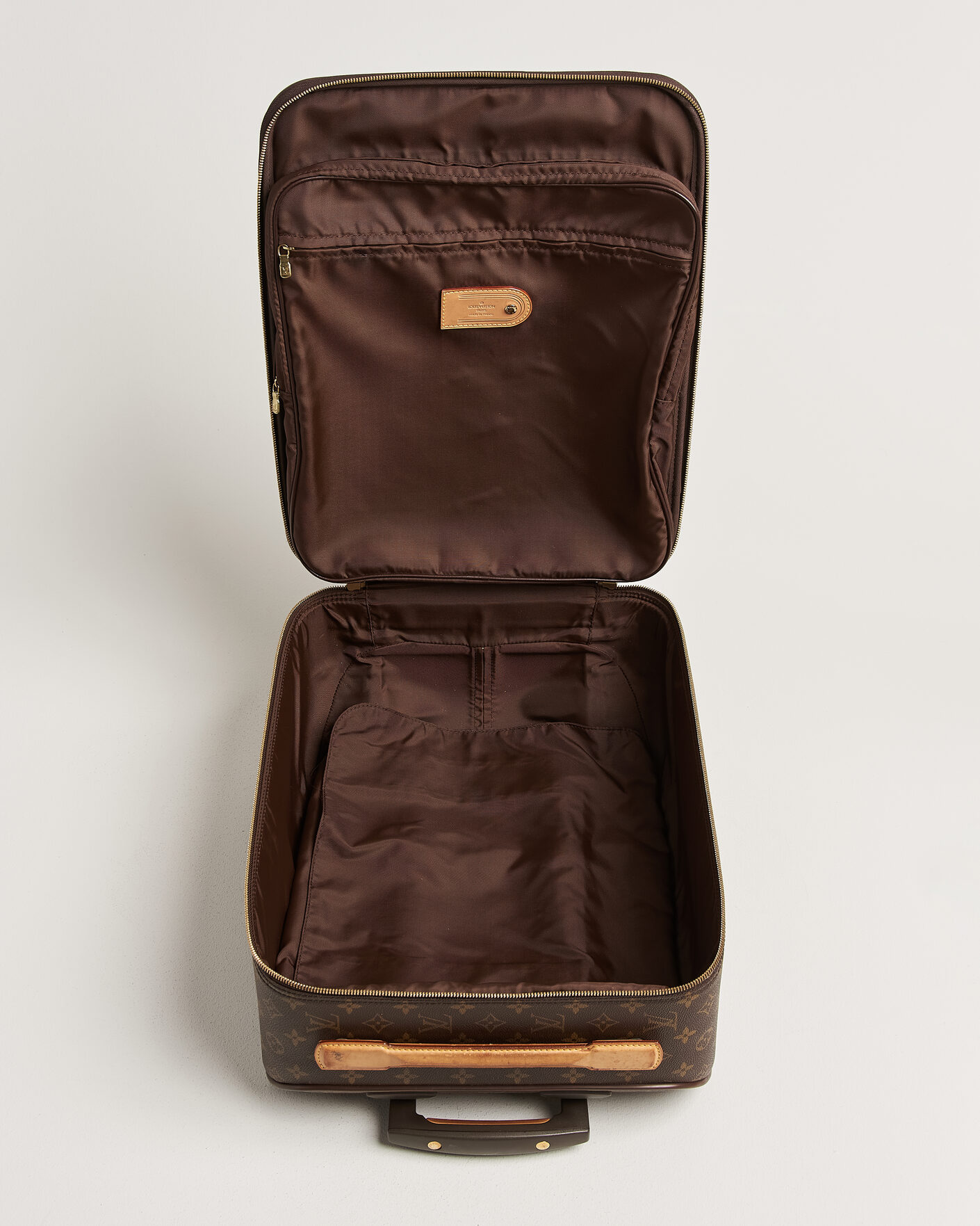 Herr | Pre-Owned & Vintage Bags | Louis Vuitton Pre-Owned | Pegase 45 Trolley Case Monogram