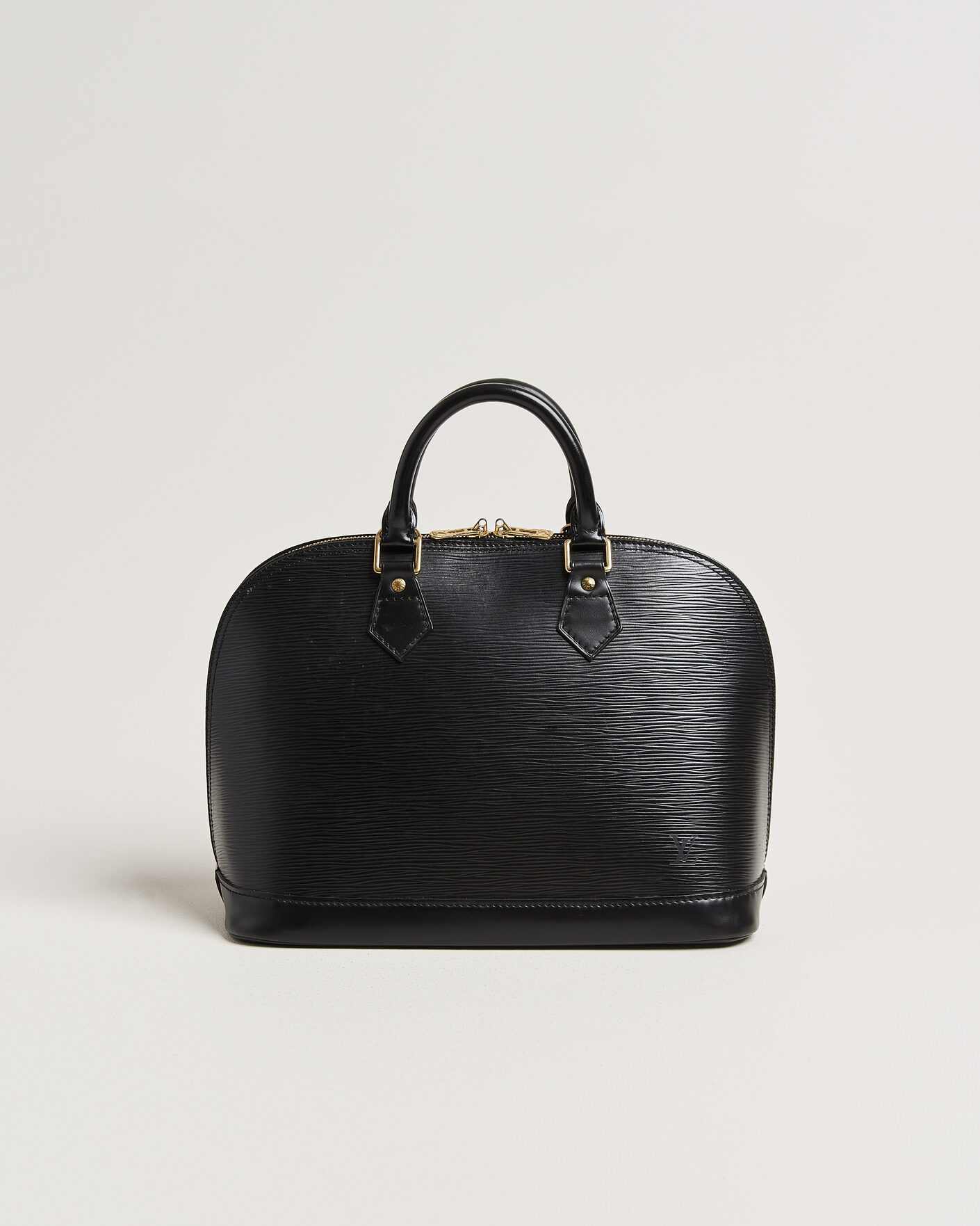 Herr | Pre-Owned & Vintage Bags | Louis Vuitton Pre-Owned | Alma PM Bag Epi Leather Black