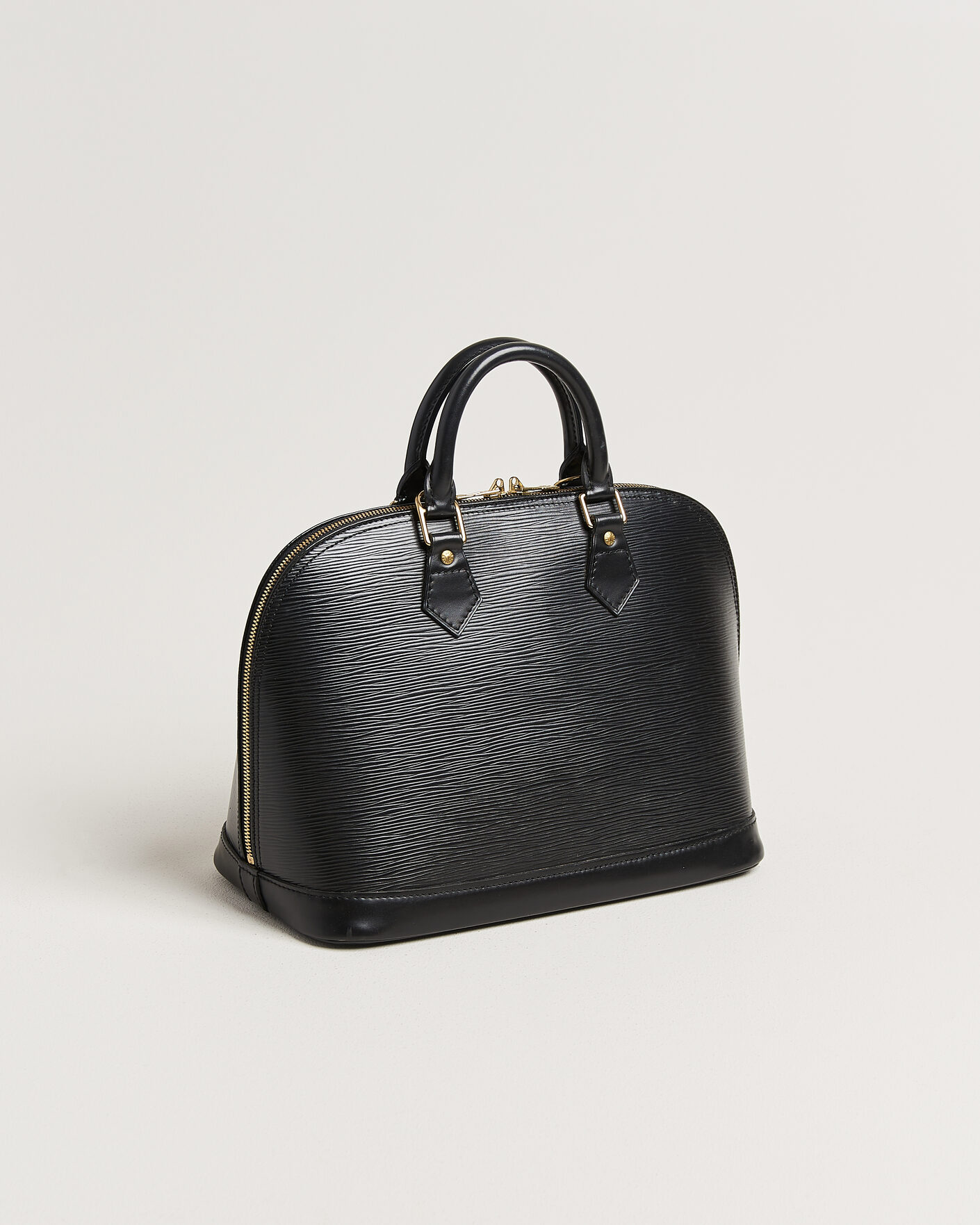 Herr | Pre-Owned & Vintage Bags | Louis Vuitton Pre-Owned | Alma PM Bag Epi Leather Black