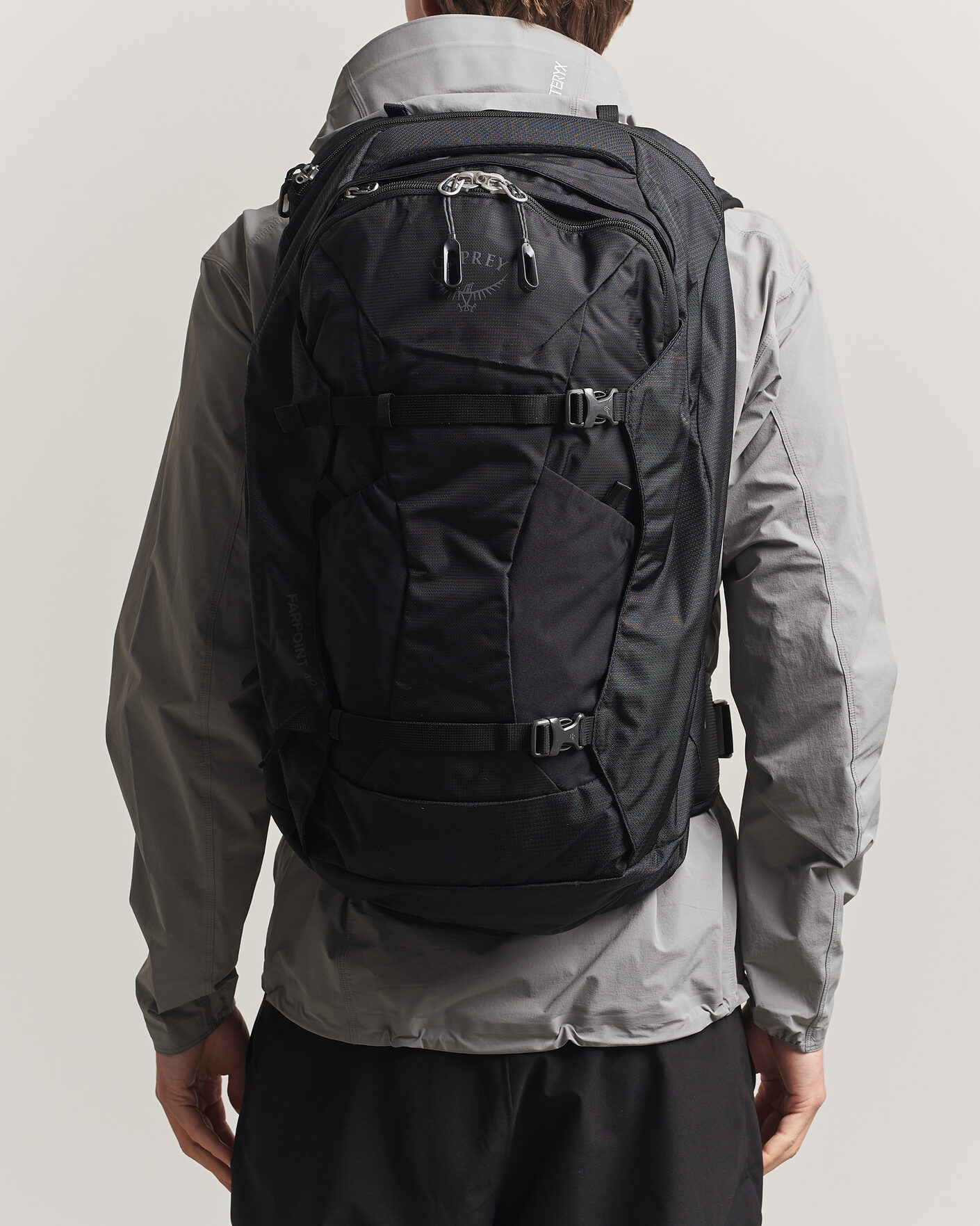 Herr | Väskor | Osprey | Farpoint 40 Black