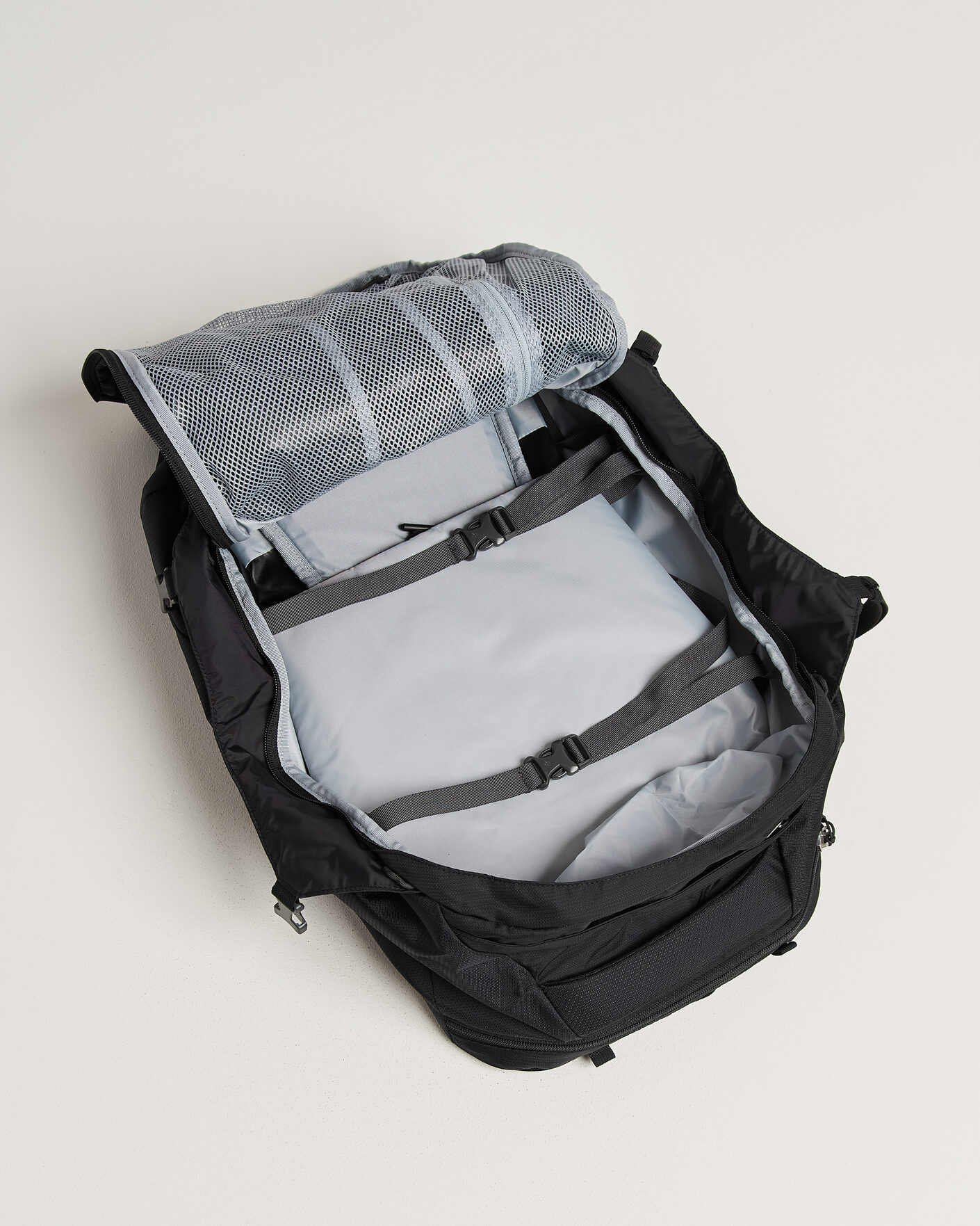 Herr | Väskor | Osprey | Farpoint 40 Black