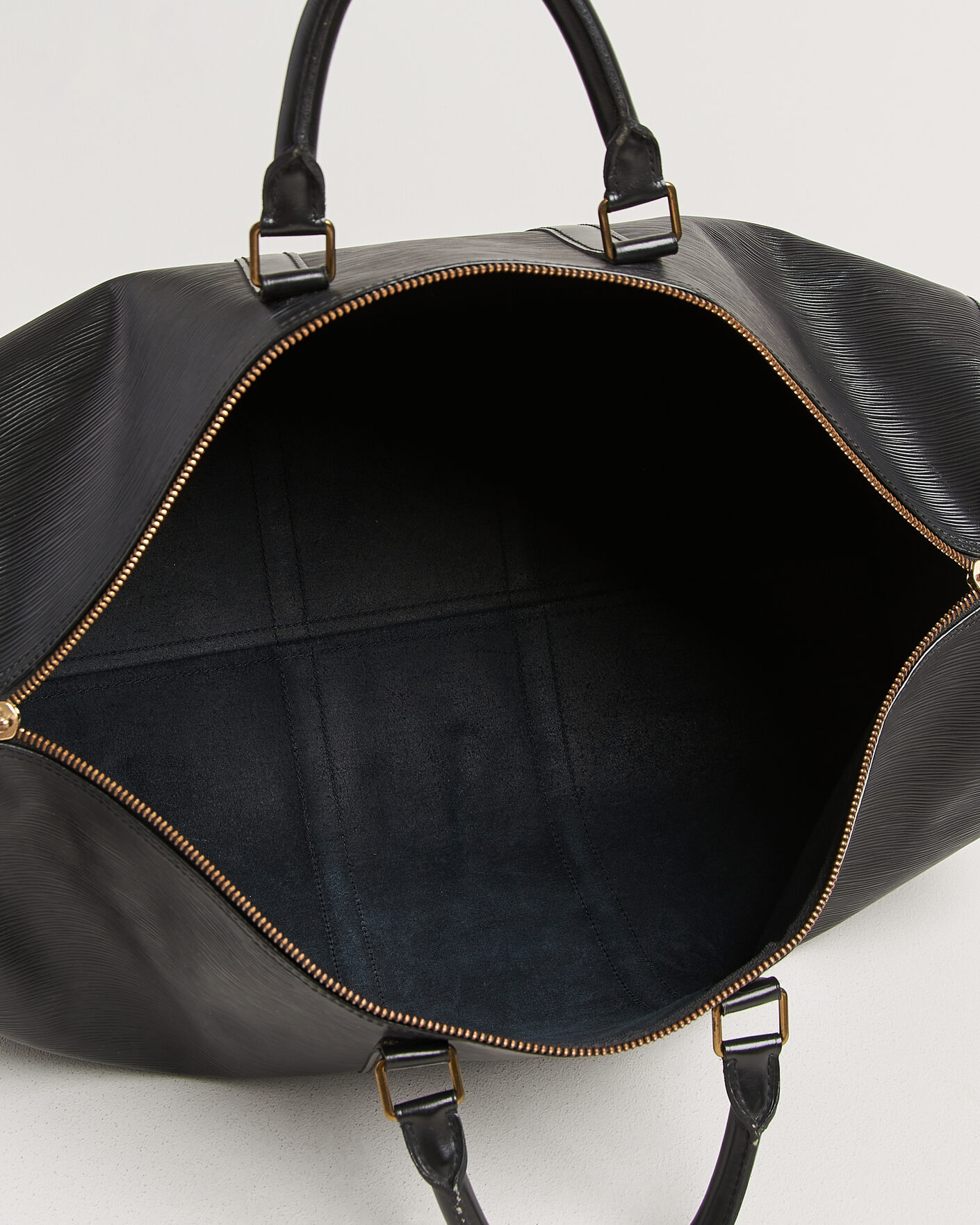 Herr | Pre-Owned & Vintage Bags | Louis Vuitton Pre-Owned | Keepall 55 Epi Leather Black
