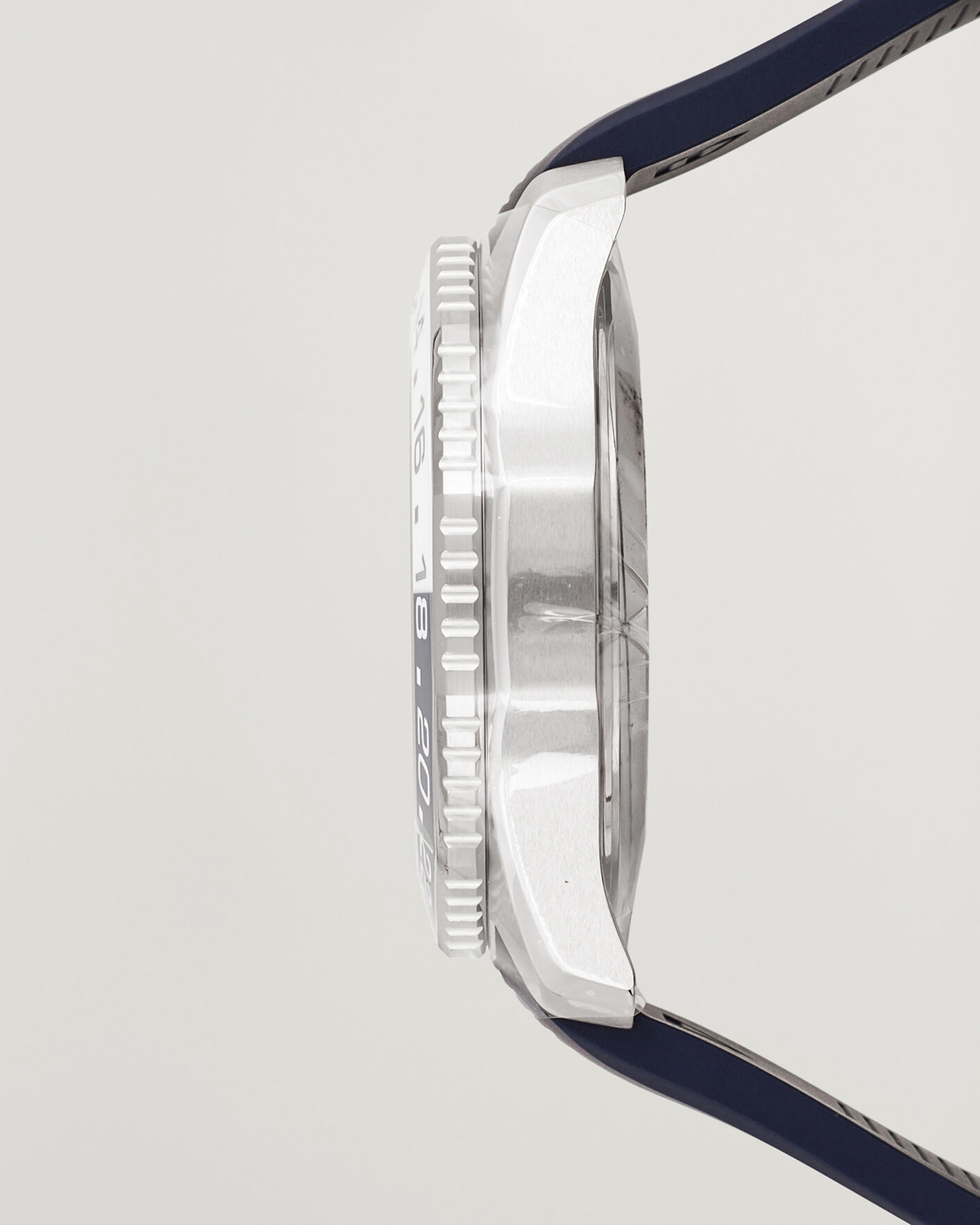 Herr | Pre-Owned & Vintage Watches | Tag Heuer Pre-Owned | Acuaracer GMT