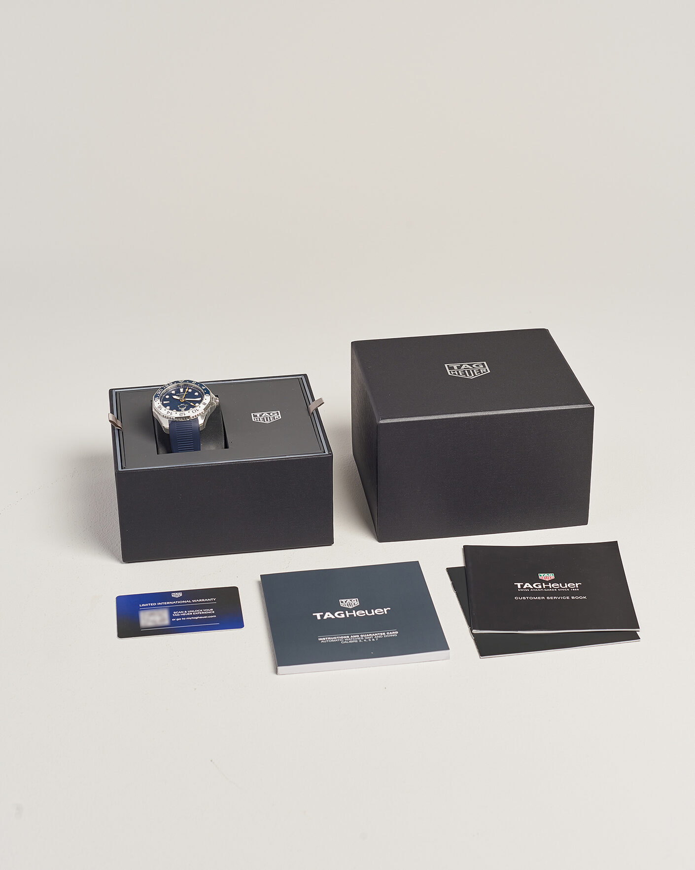 Herr | Pre-Owned & Vintage Watches | Tag Heuer Pre-Owned | Acuaracer GMT