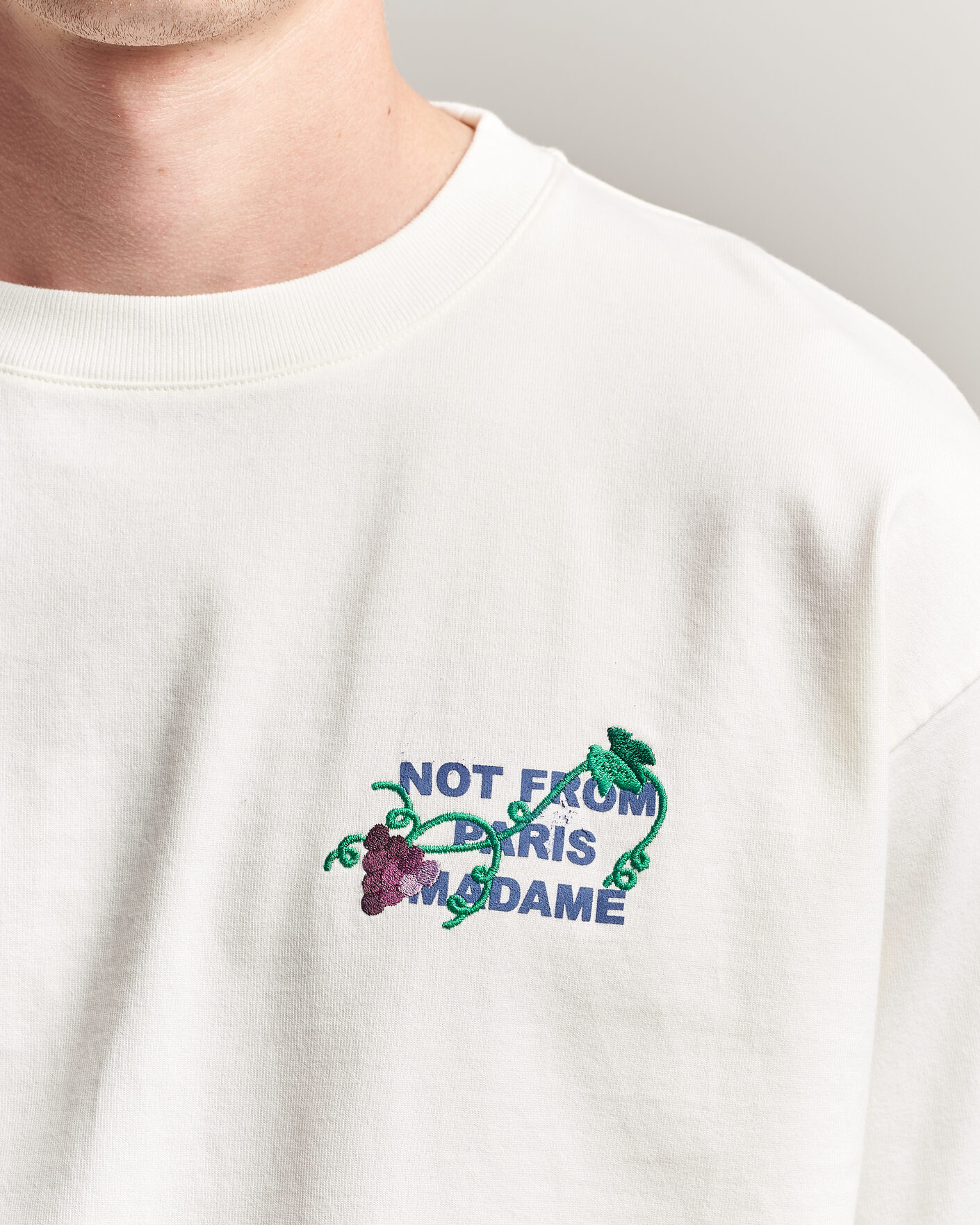 Herr | T-Shirts | Drôle de Monsieur | Vine Embroidered Slogan T-Shirt Off White