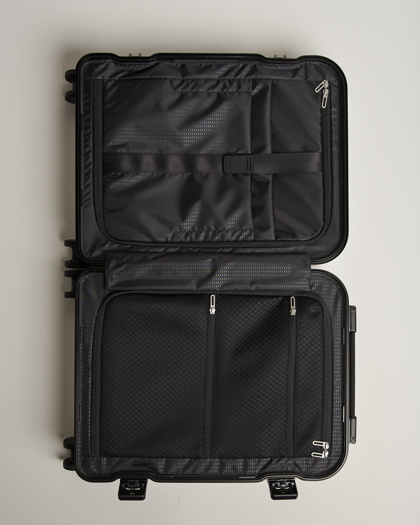 Herr | Väskor | DB | Ramverk Alu Pro Carry On Silver/Onyx