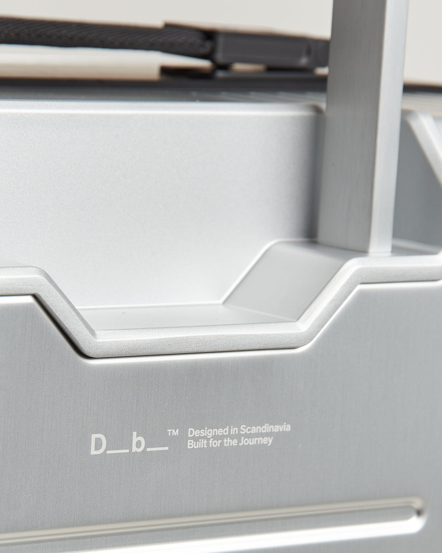 Herr | Väskor | DB | Ramverk Alu Pro Check-In Luggage Medium Silver/Onyx