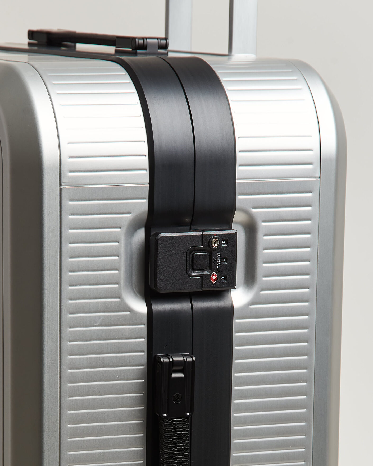 Herr | Väskor | DB | Ramverk Alu Pro Check-In Luggage Large Silver/Onyx