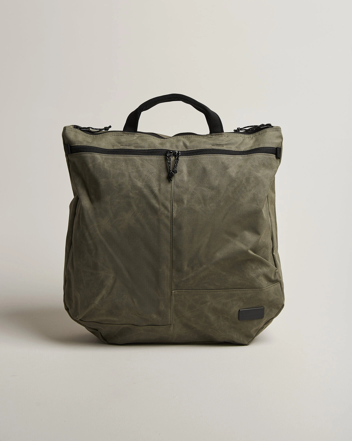 Herr | Väskor | DB | Utility Tote 32L Forest Green