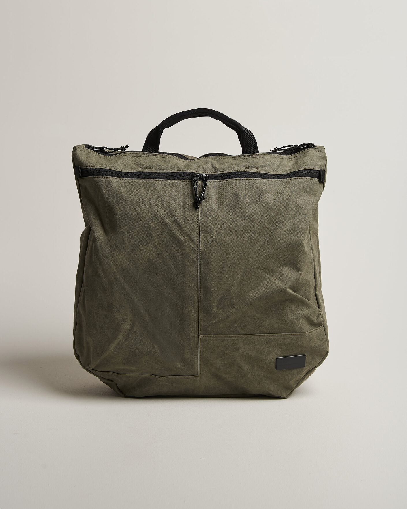 Herr | Väskor | DB | Utility Tote 32L Forest Green